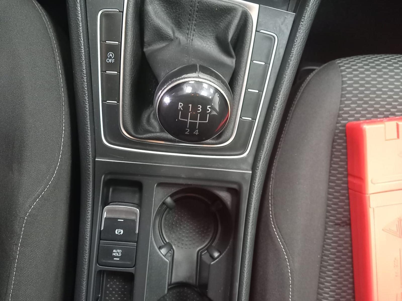 VOLKSWAGEN GOLF 1.6 TDI 20 