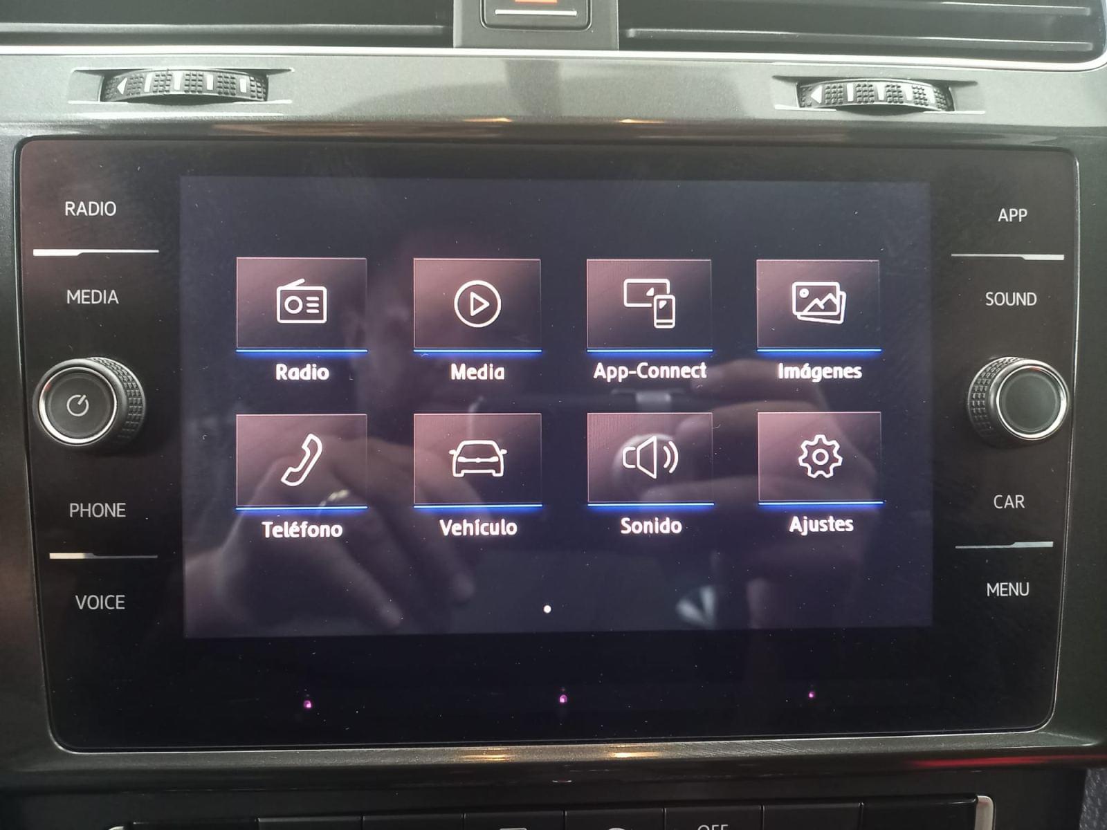 VOLKSWAGEN GOLF 1.6 TDI 21 