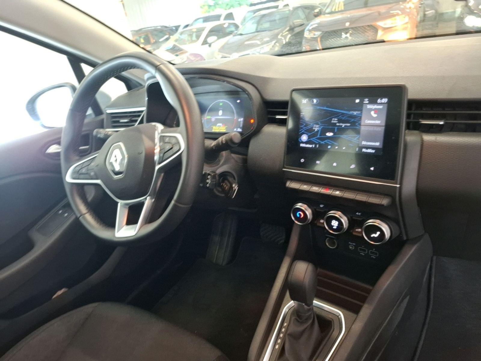 RENAULT CLIO V BUSINESS 1.6 E-TECH HYBRID 140CV BVA6 4 