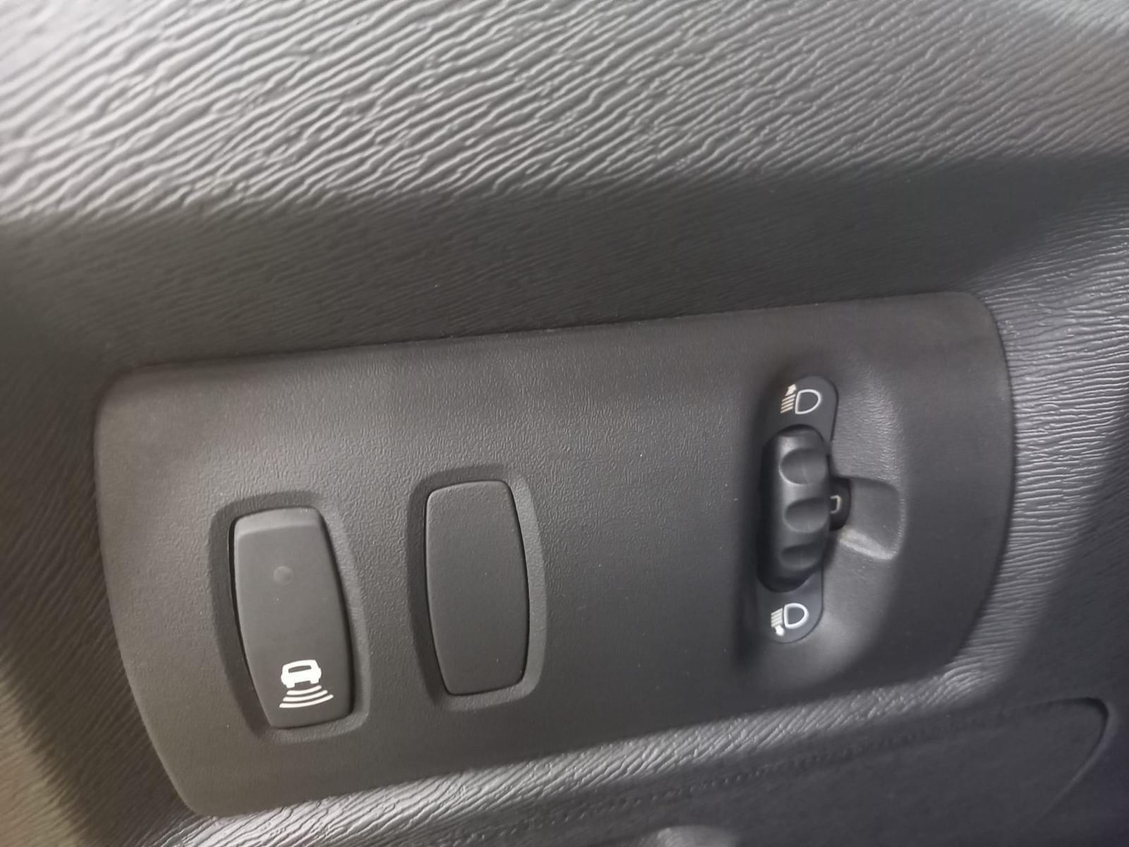 RENAULT KANGOO FURGON MAXI EXPRESS Maxi 2p Blue dCi 70 kW (95CV) 9 