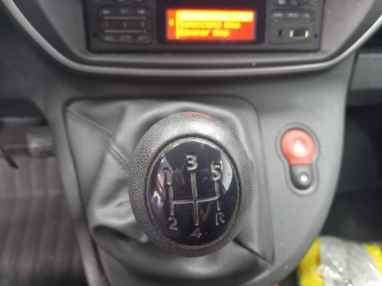 RENAULT KANGOO FURGON EXPRESS Profesional dCi 66 kW (90 CV) 11 