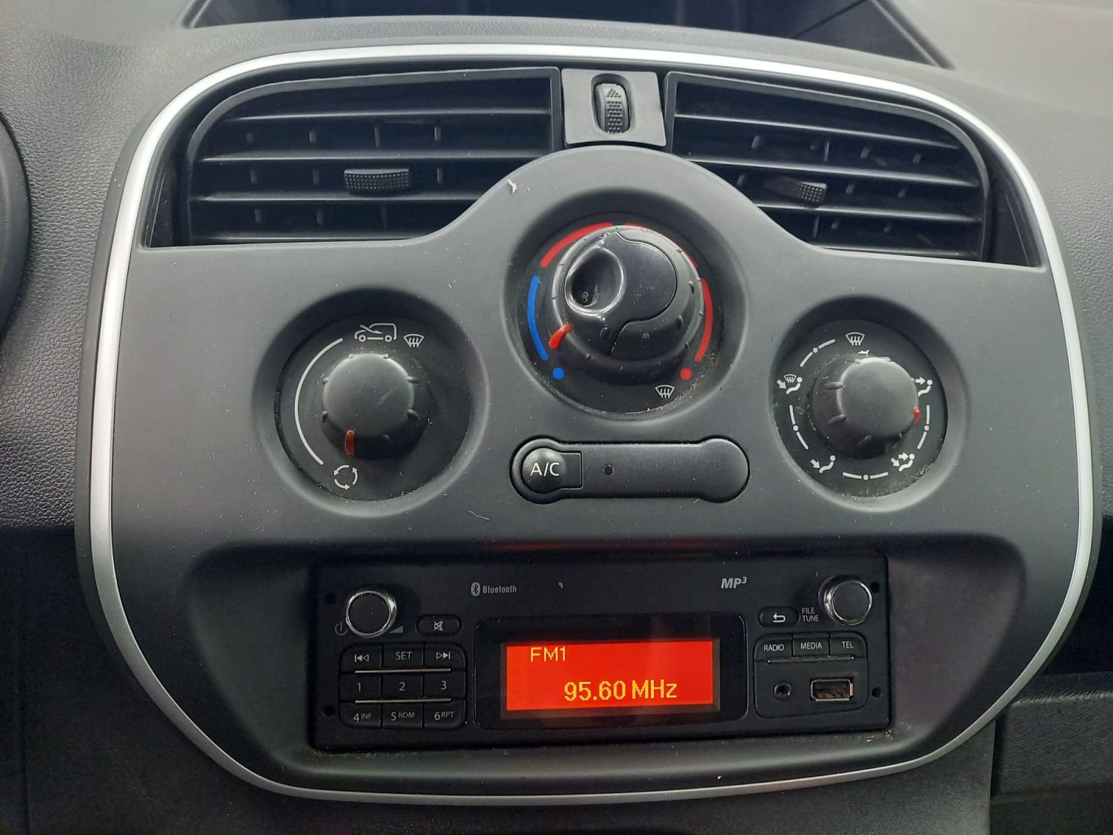 RENAULT KANGOO FURGON EXPRESS Profesional dCi 66 kW (90 CV) 13 