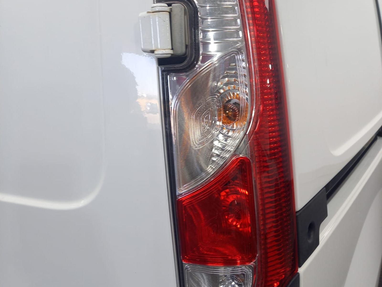 RENAULT KANGOO FURGON EXPRESS Profesional dCi 66 kW (90 CV) 29 