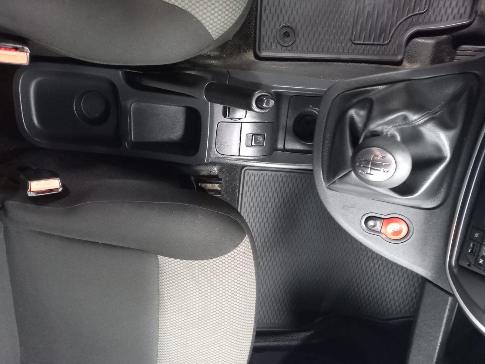 RENAULT KANGOO FURGON MAXI EXPRESS Maxi 2p Blue dCi 70 kW (95CV) 23 