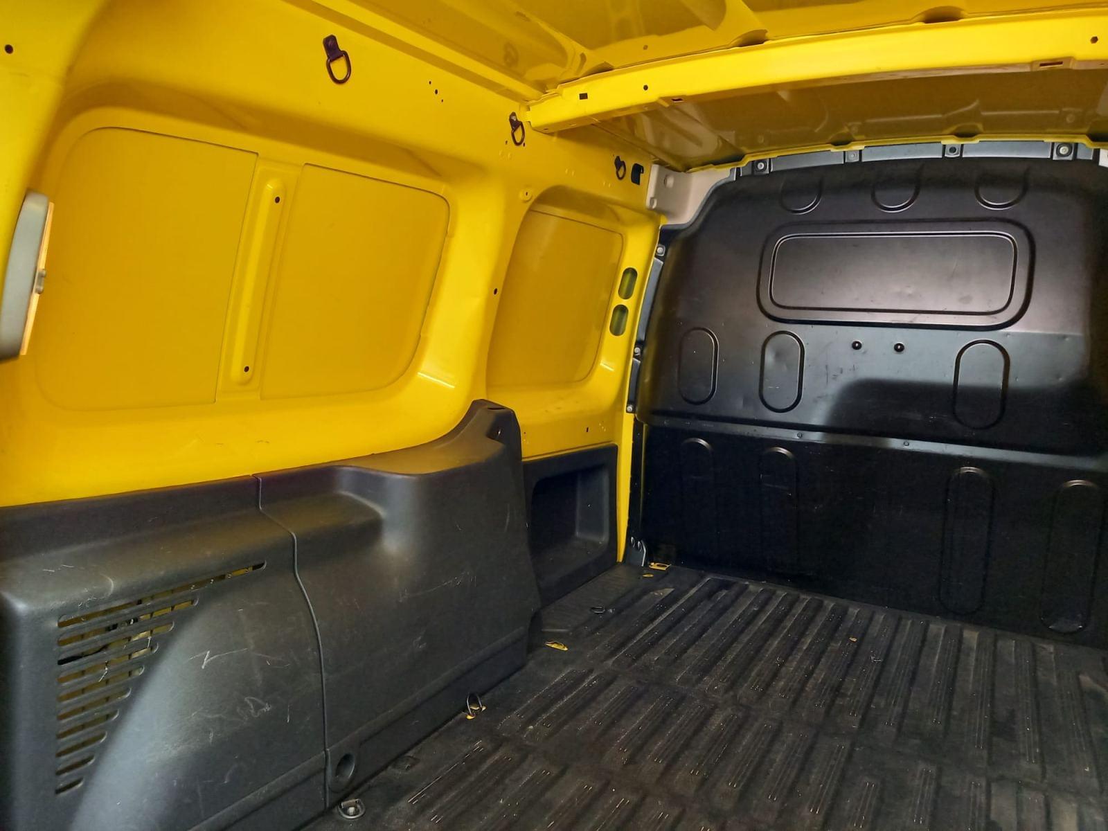 RENAULT KANGOO FURGON MAXI EXPRESS Maxi 2p Blue dCi 70 kW (95CV) 29 