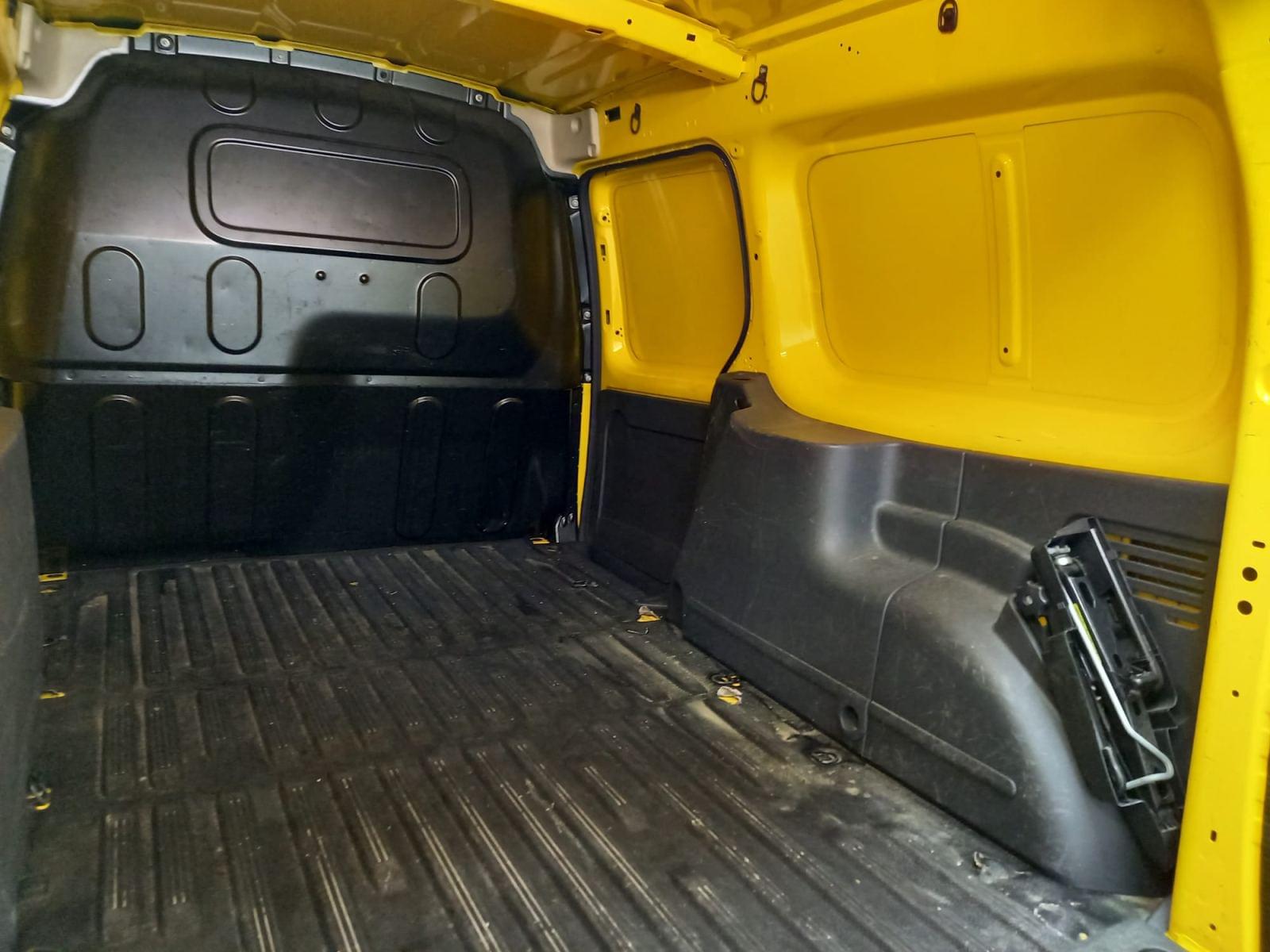 RENAULT KANGOO FURGON MAXI EXPRESS Maxi 2p Blue dCi 70 kW (95CV) 31 