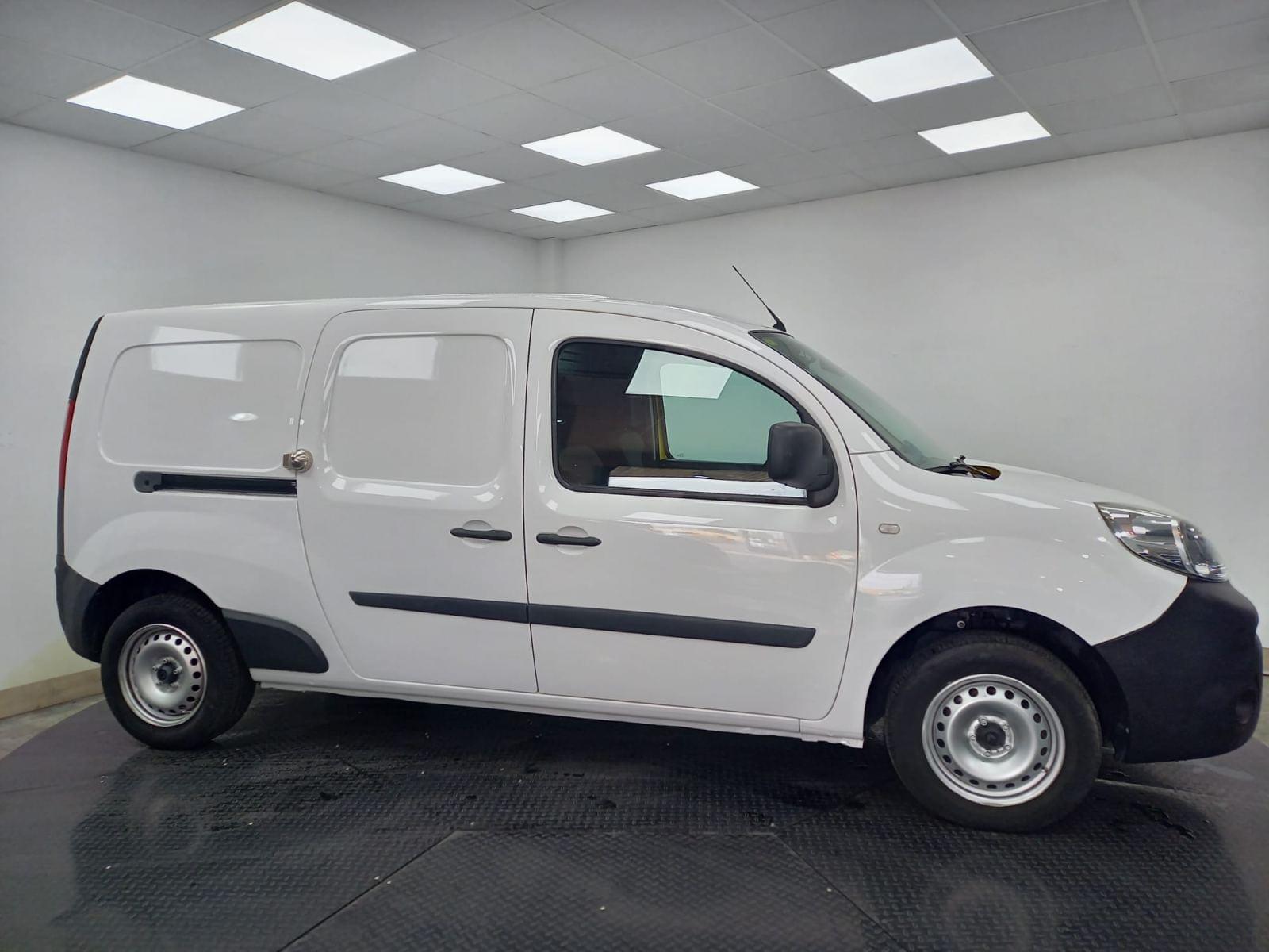 RENAULT KANGOO FURGON MAXI EXPRESS Maxi 2p Blue dCi 70 kW (95CV) 7 