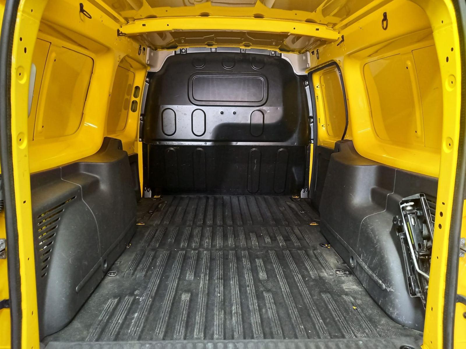 RENAULT KANGOO FURGON MAXI EXPRESS Maxi 2p Blue dCi 70 kW (95CV) 15 