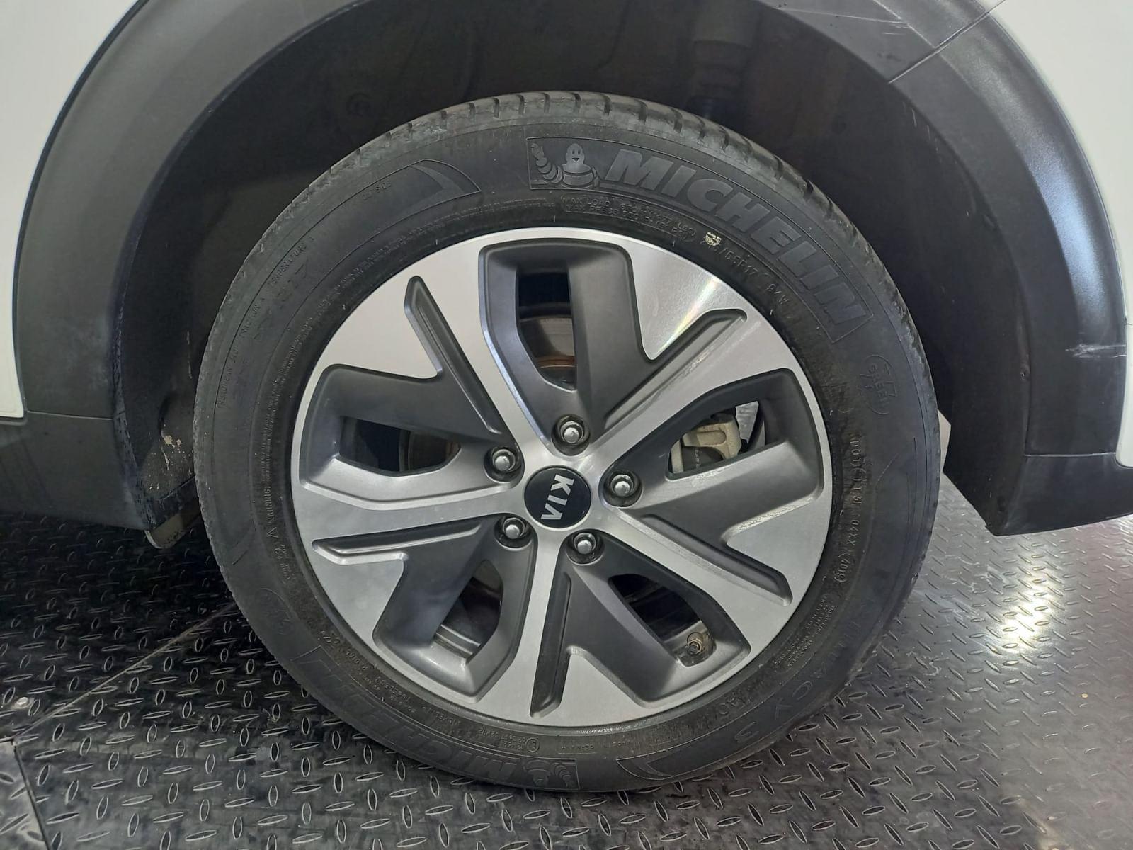 KIA E-NIRO DRIVE 205CV - 460KM AUTONOMIA 31 