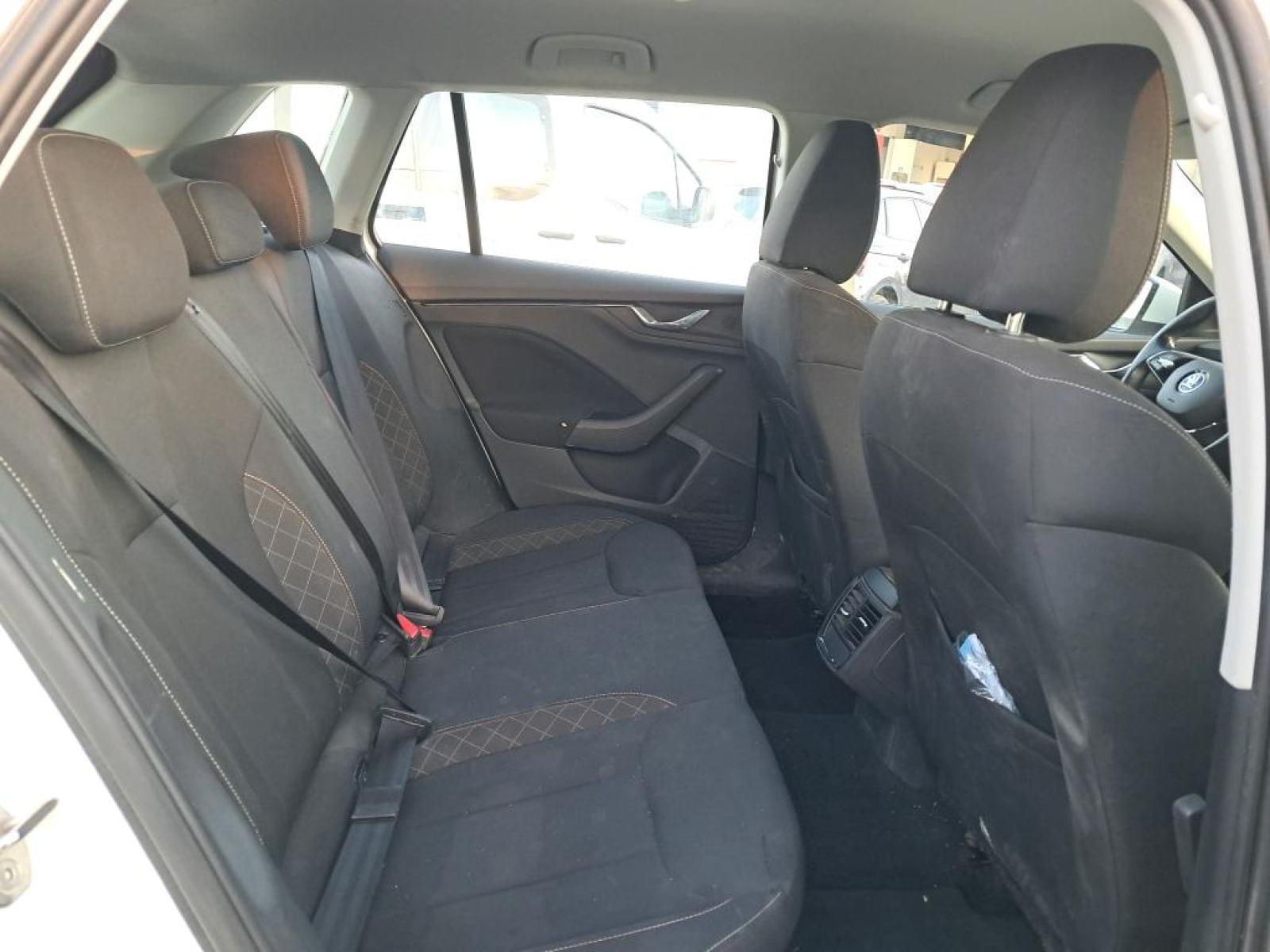SKODA KAMIQ 1.0 TSI 81KW (110CV) DSG AMBITION (CX) 6 