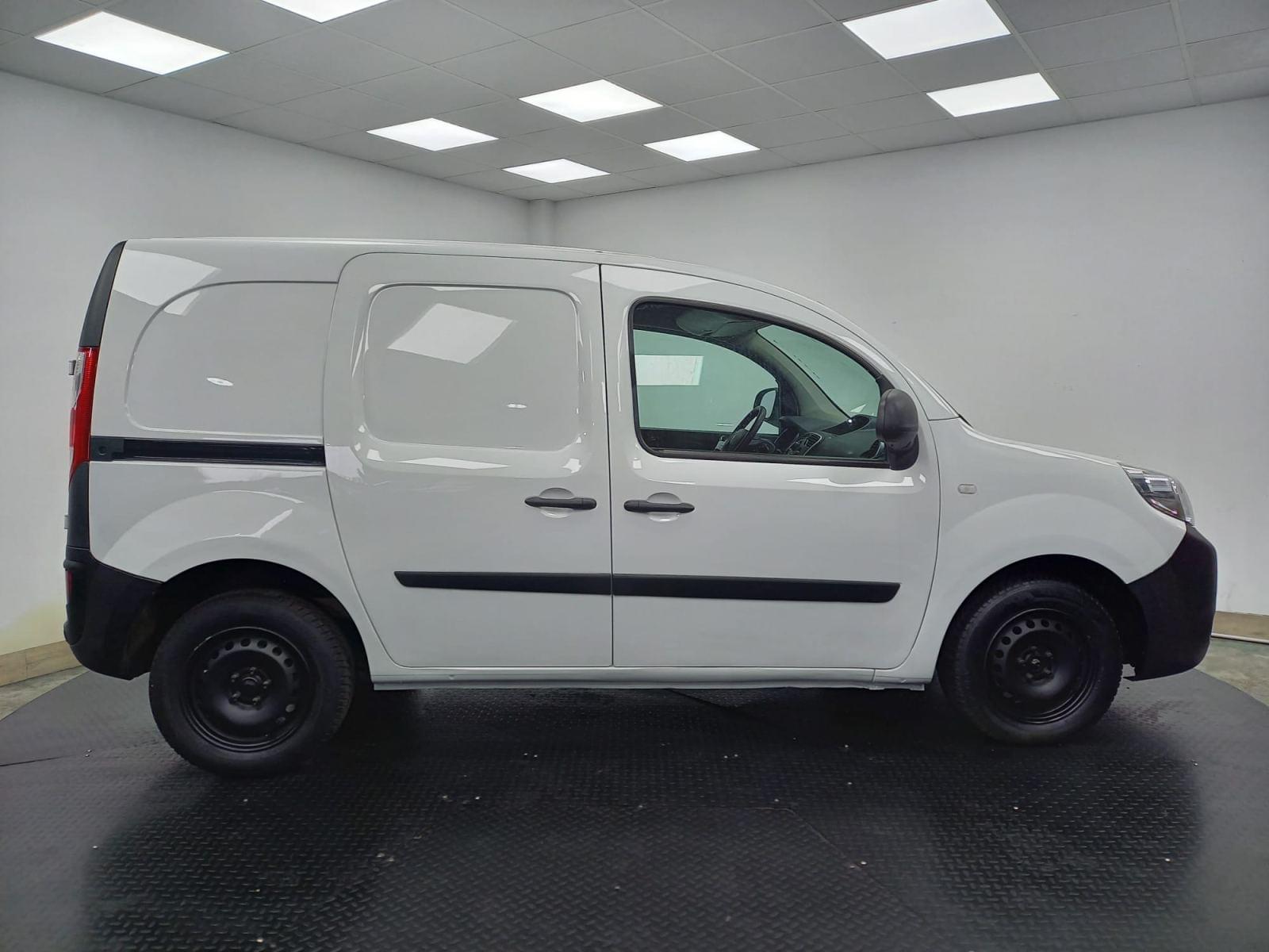 RENAULT KANGOO FURGON Express 1.5 Blue dCi 80ch Grand Confort 7 