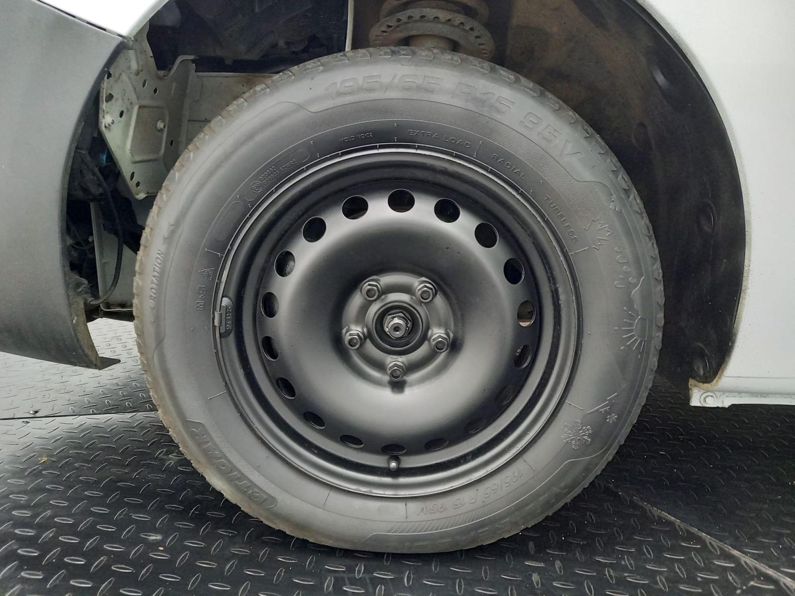 RENAULT KANGOO FURGON Express 1.5 Blue dCi 80ch Grand Confort 21 