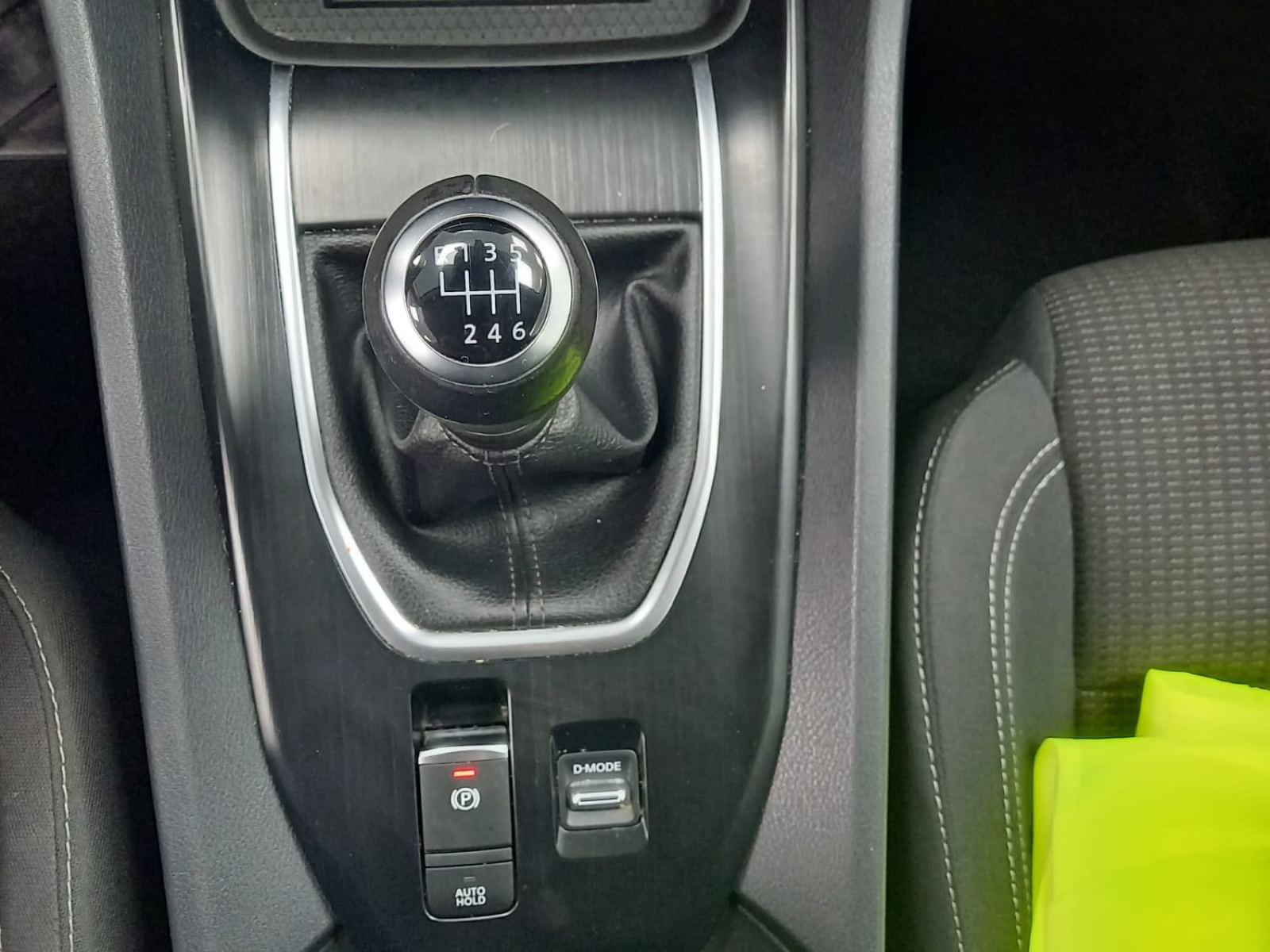 NISSAN QASHQAI CROSSOVER 1.3 MHEV 140 BUSINESS EDITION 19 