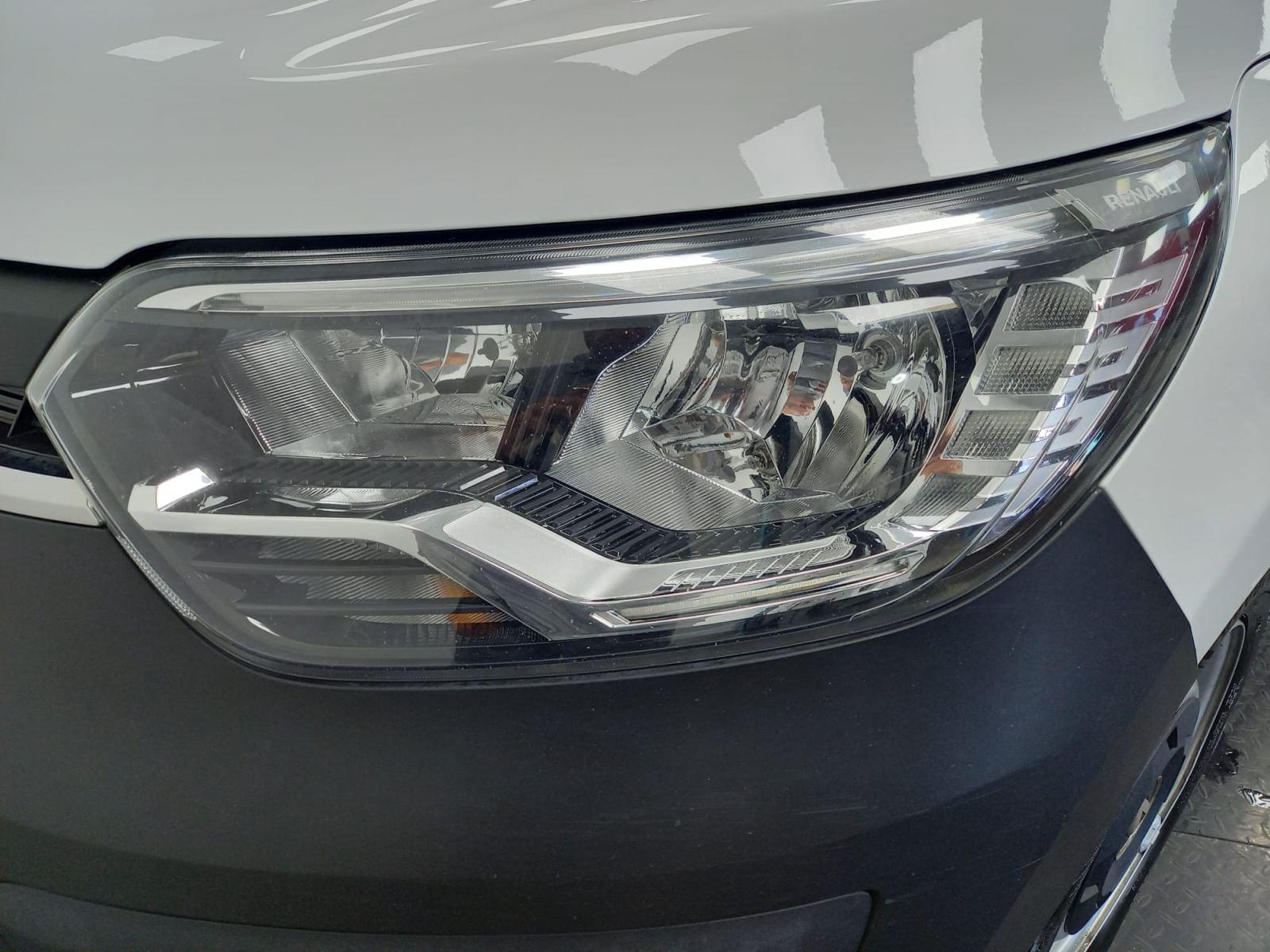 RENAULT EXPRESS Confort 1.5 Blue dCi 55 kW 9