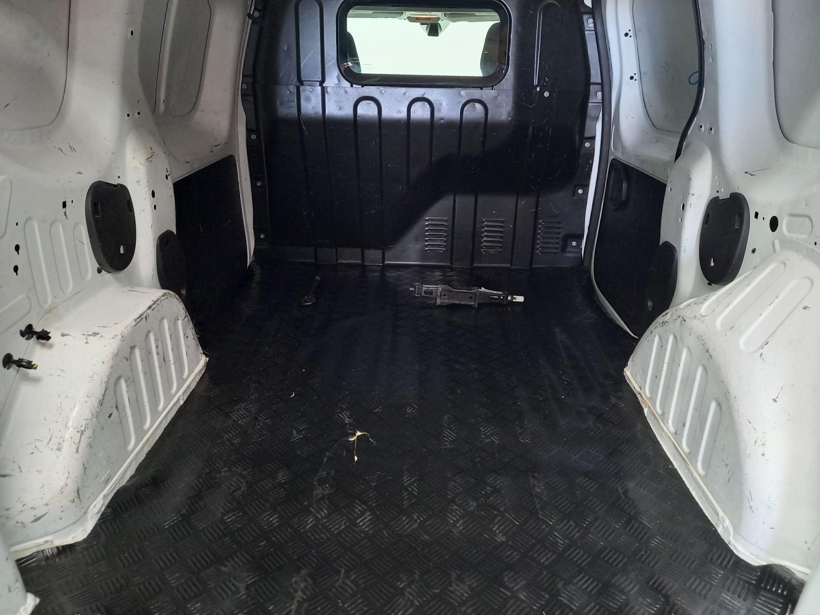 RENAULT EXPRESS Confort 1.5 Blue dCi 55 kW 27