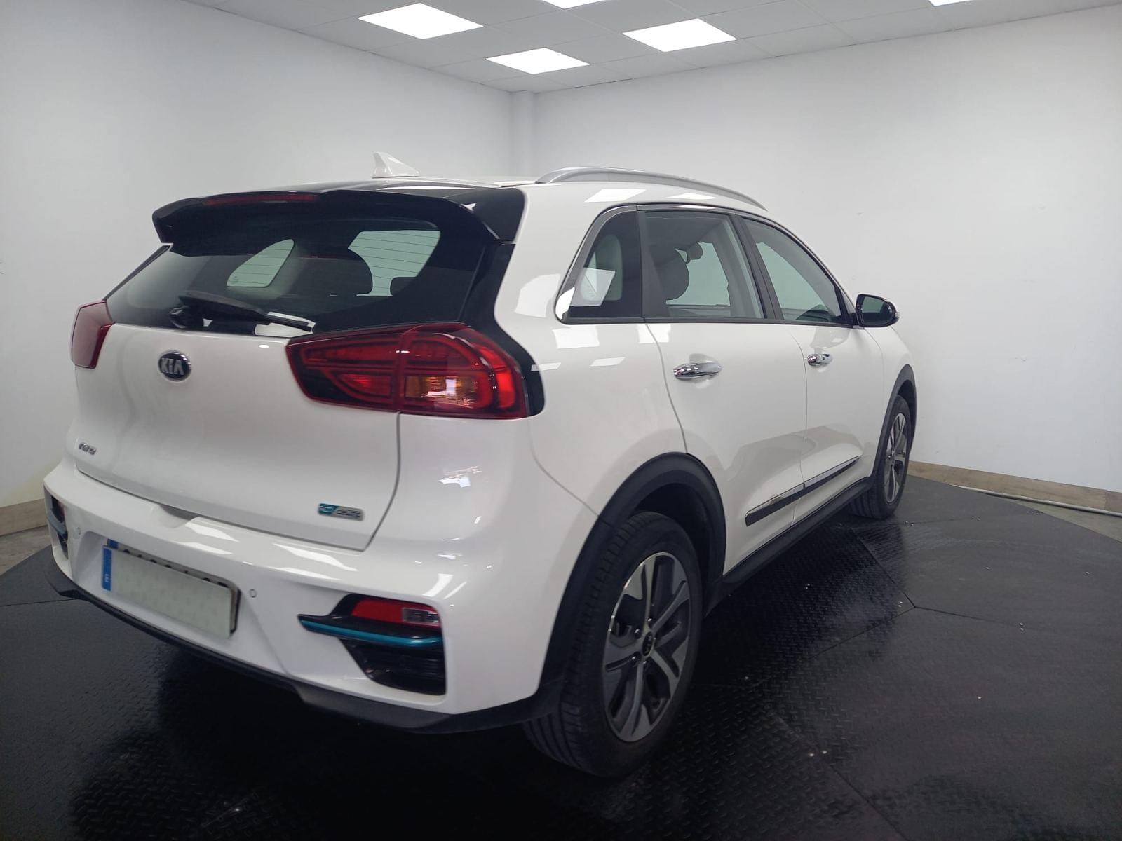 KIA E-NIRO DRIVE 150KW 204CV - 460KM AUTONOMIA 4 