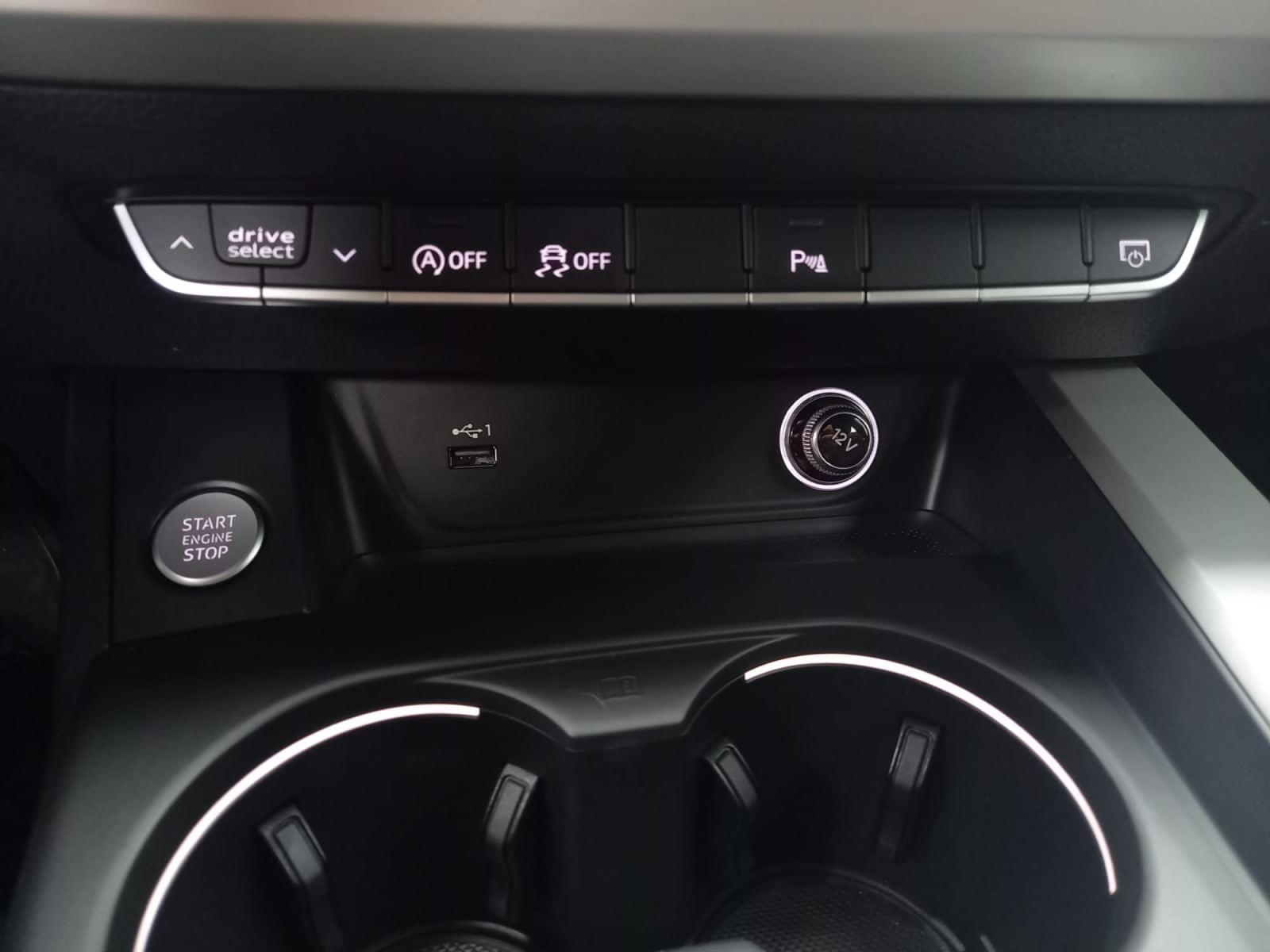 AUDI A4 AVANT 35 TDI MILD HYBRID 2.0 TDI 163 CV 9