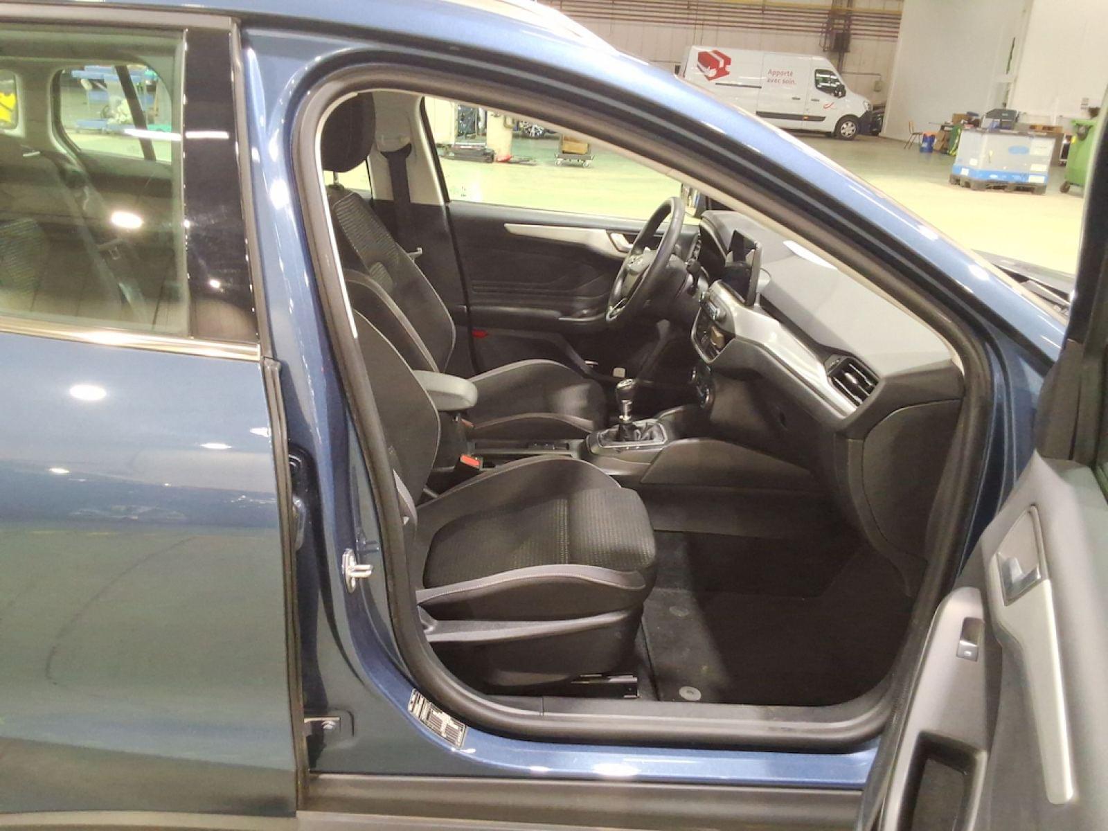 FORD FOCUS CLIPPER 1.5 EcoBlue Connected 6 