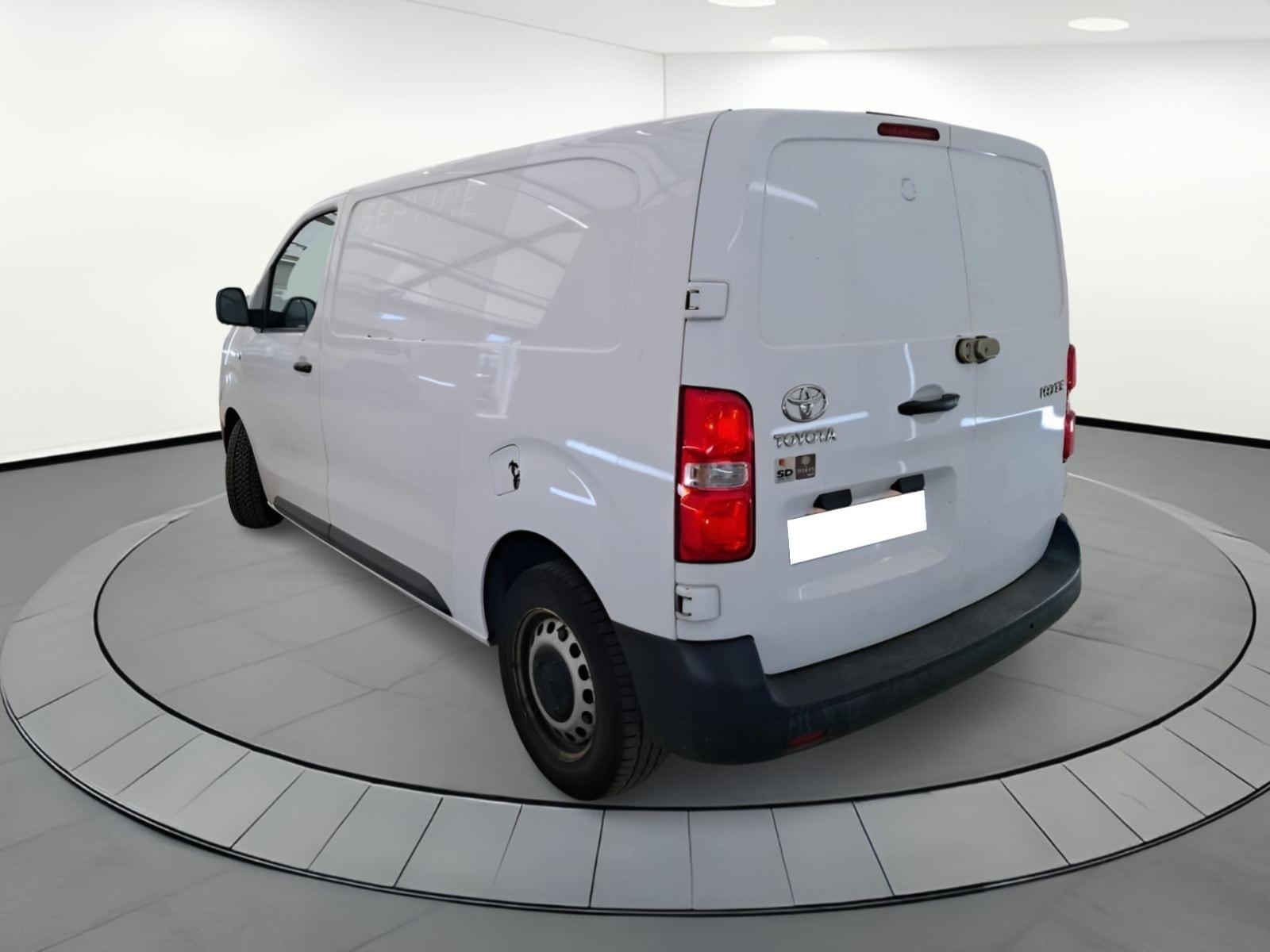 TOYOTA PROACE TÔLÉ 2.0 D MEDIUM 120 D-4D DYNAMIC 1 