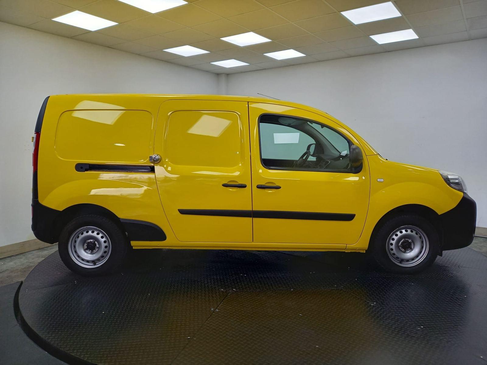 RENAULT KANGOO FURGON MAXI 2p Blue dCi 70 kW (95CV) 7 