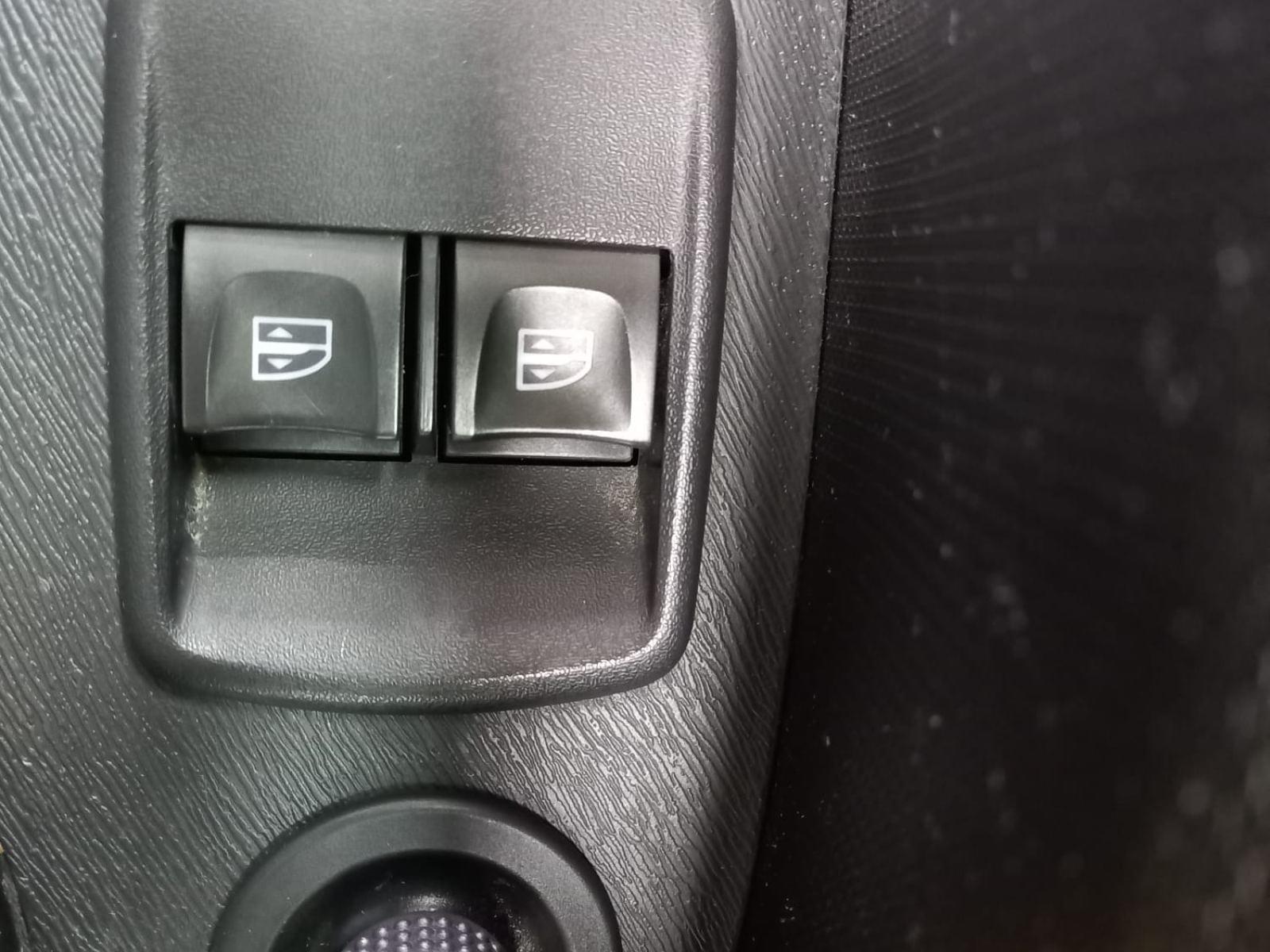 RENAULT KANGOO FURGON MAXI 2p Blue dCi 70 kW (95CV) 12 