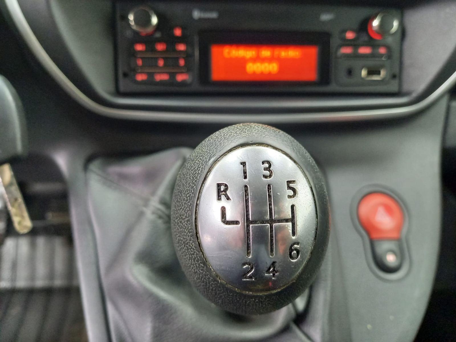 RENAULT KANGOO FURGON MAXI 2p Blue dCi 70 kW (95CV) 13 