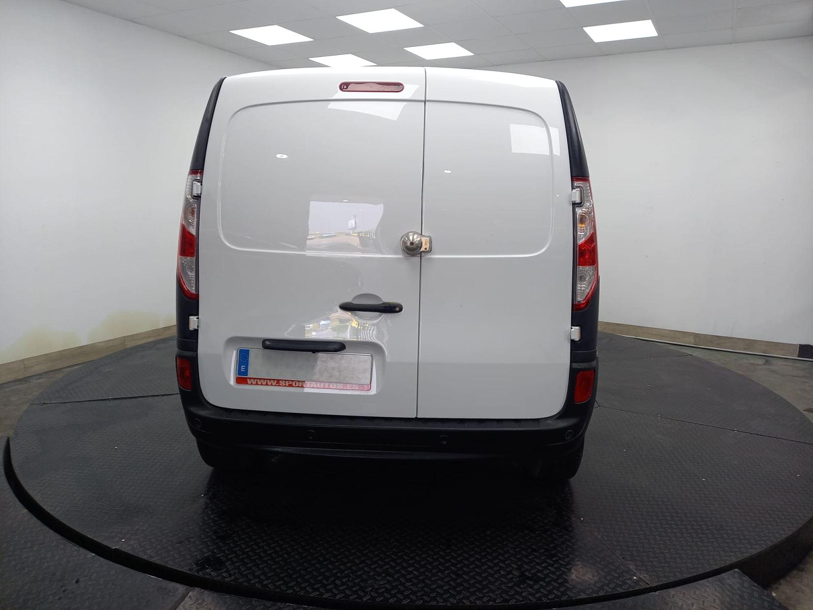 RENAULT KANGOO FURGON MAXI 2p Blue dCi 70 kW (95CV) 5 