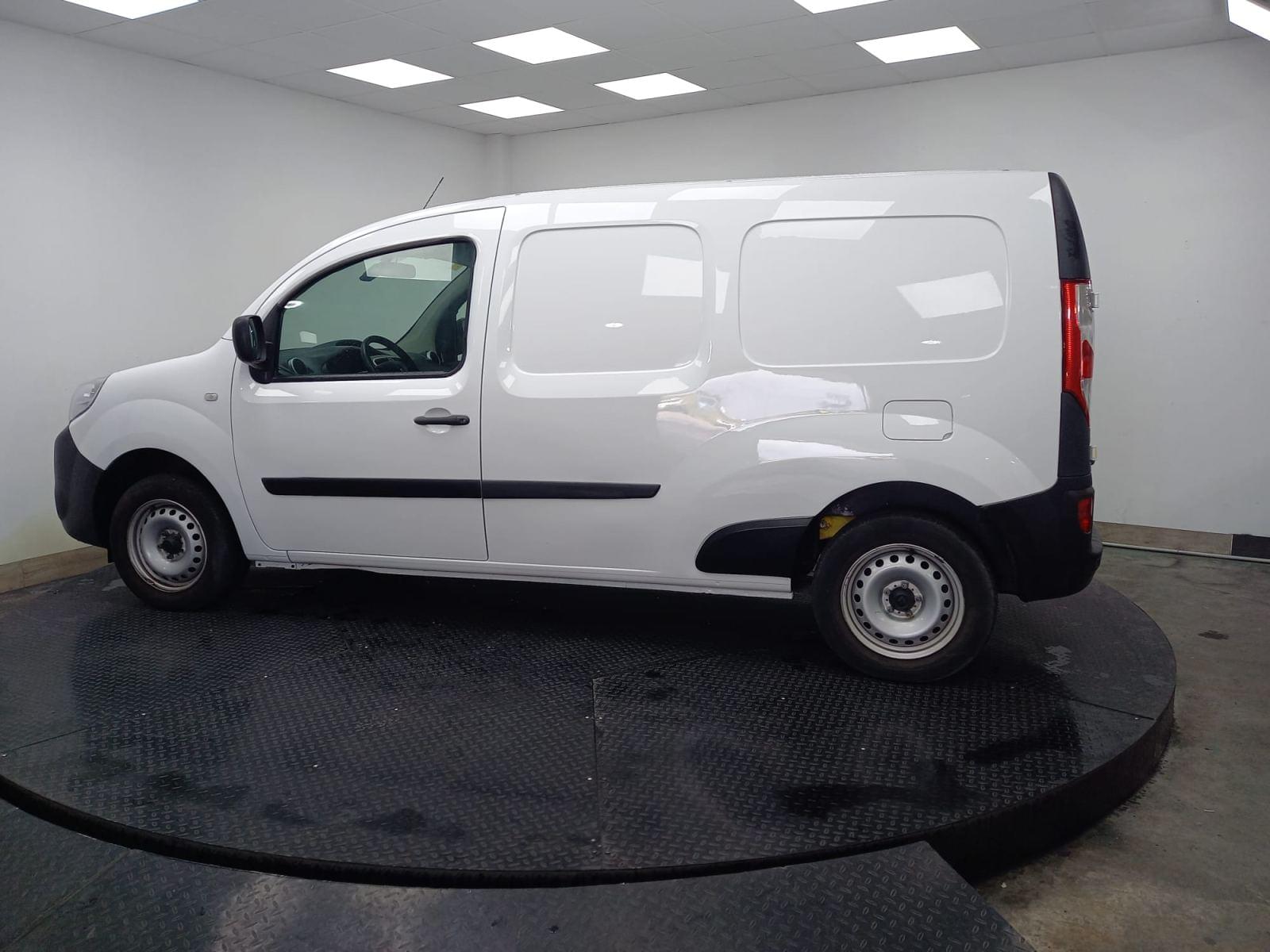RENAULT KANGOO FURGON MAXI 2p Blue dCi 70 kW (95CV) 6 