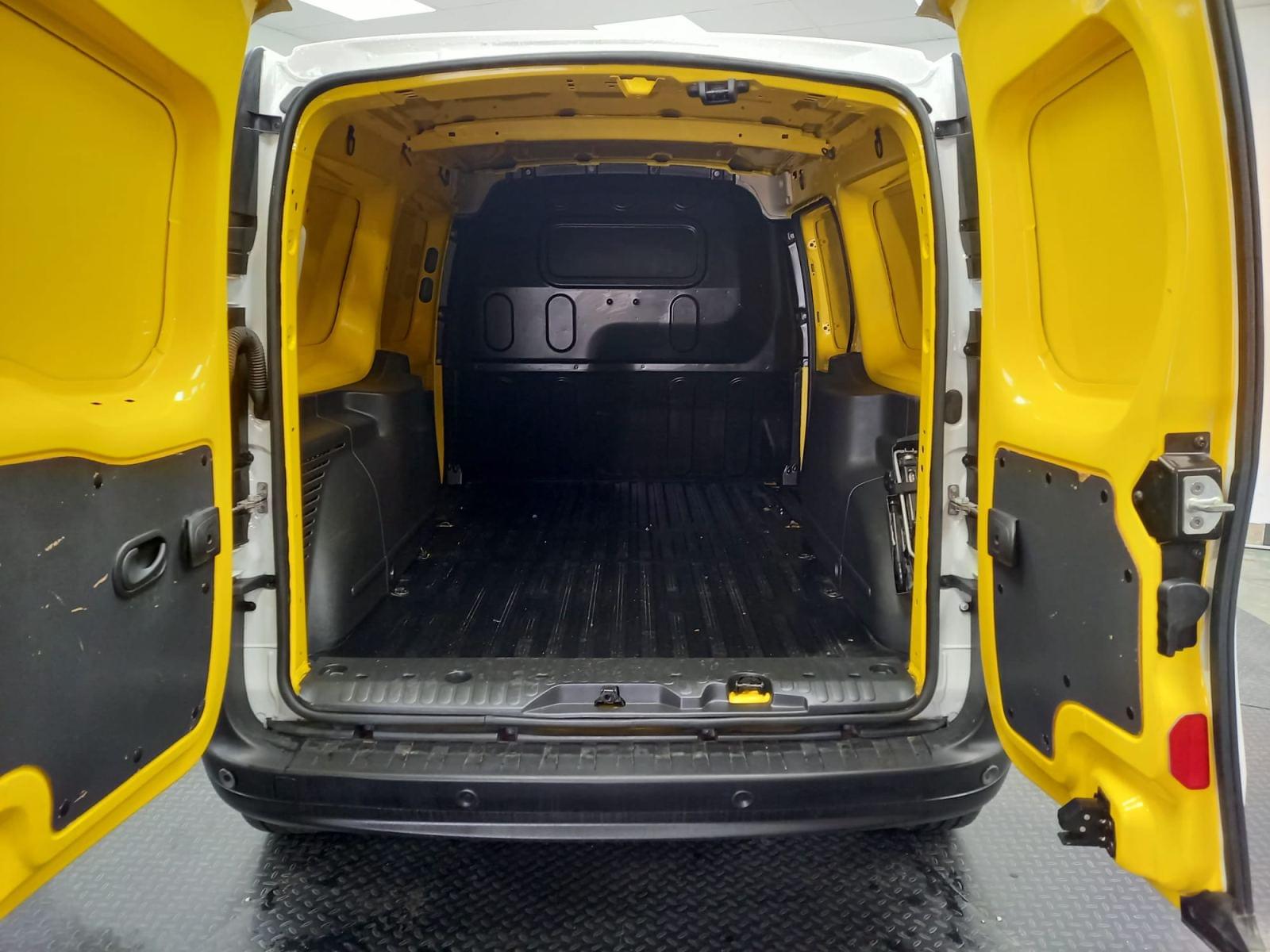 RENAULT KANGOO FURGON MAXI 2p Blue dCi 70 kW (95CV) 7 