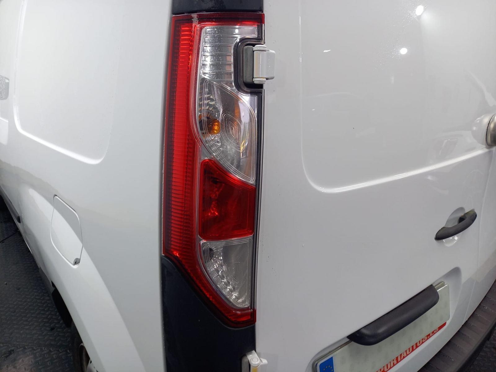 RENAULT KANGOO FURGON MAXI 2p Blue dCi 70 kW (95CV) 8 