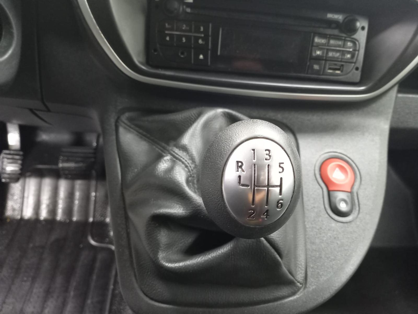 RENAULT KANGOO FURGON MAXI 2p Blue dCi 70 kW (95CV) 10