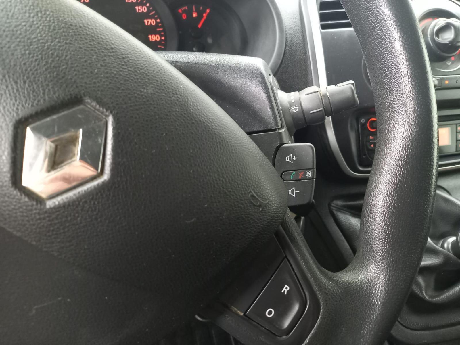 RENAULT KANGOO FURGON MAXI 2p Blue dCi 70 kW (95CV) 17