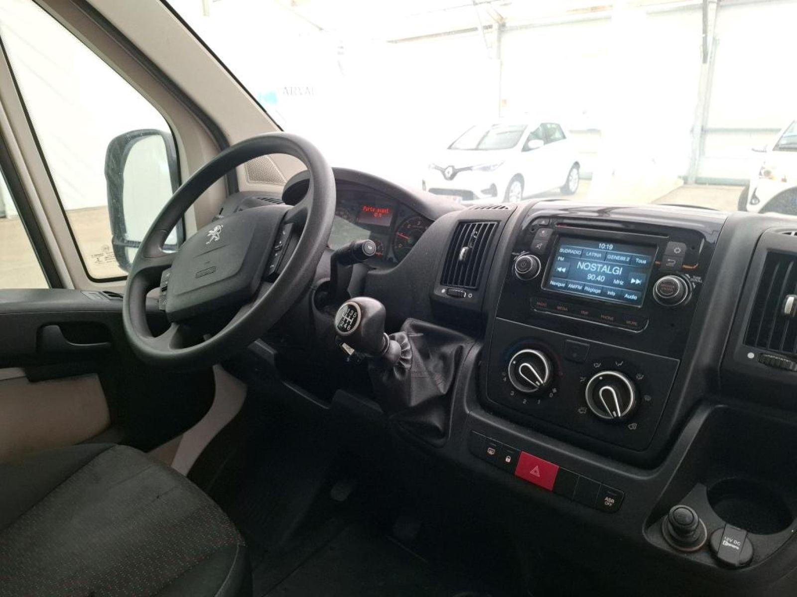 PEUGEOT BOXER 4P FOURGON BLUEHDI 110 PREMIUM 330 L1 H2 4 