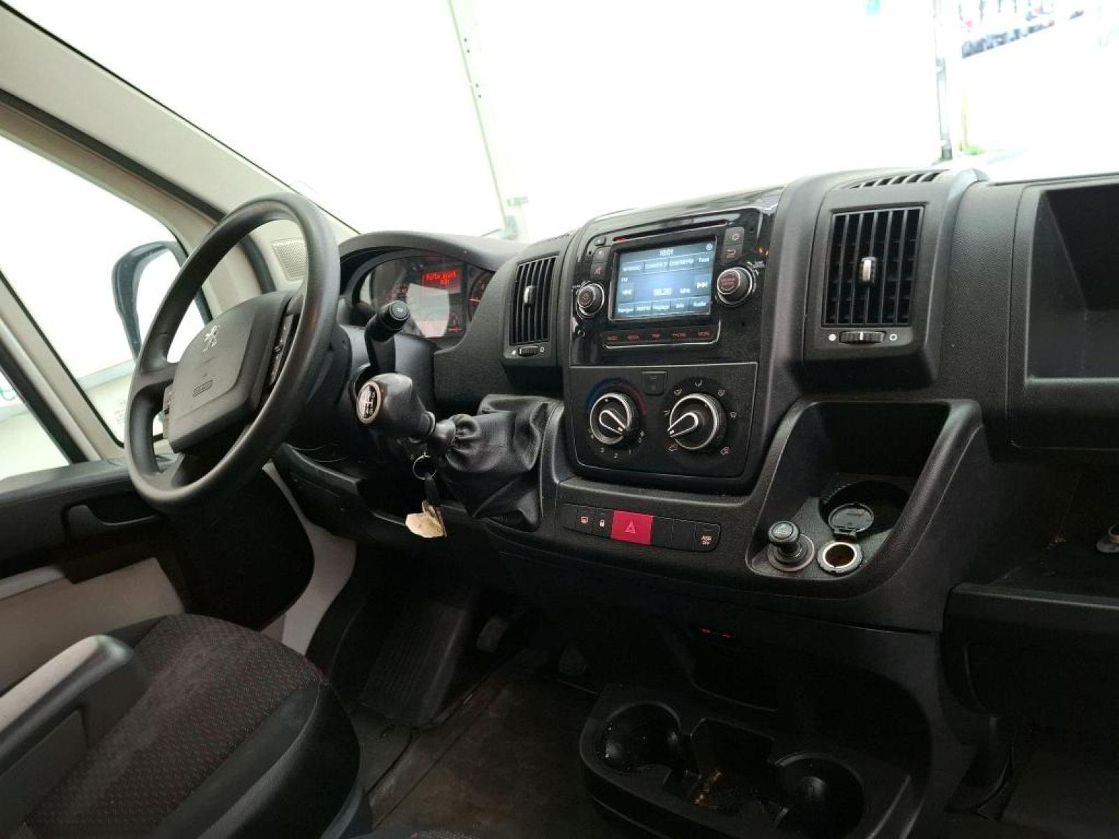 PEUGEOT BOXER FURGÓN 2.0 BLUEHDI 110 PREMIUM 330 L1H2 6 