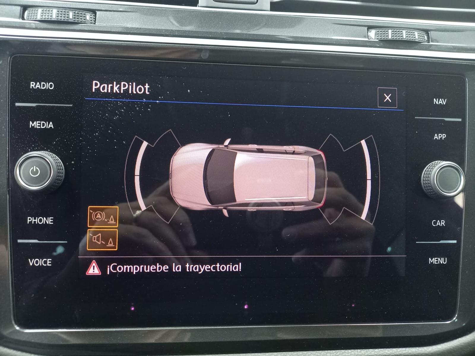 VOLKSWAGEN TIGUAN 2.0 TDI BMT SCR 110KW COMFORTLINE 5D 14