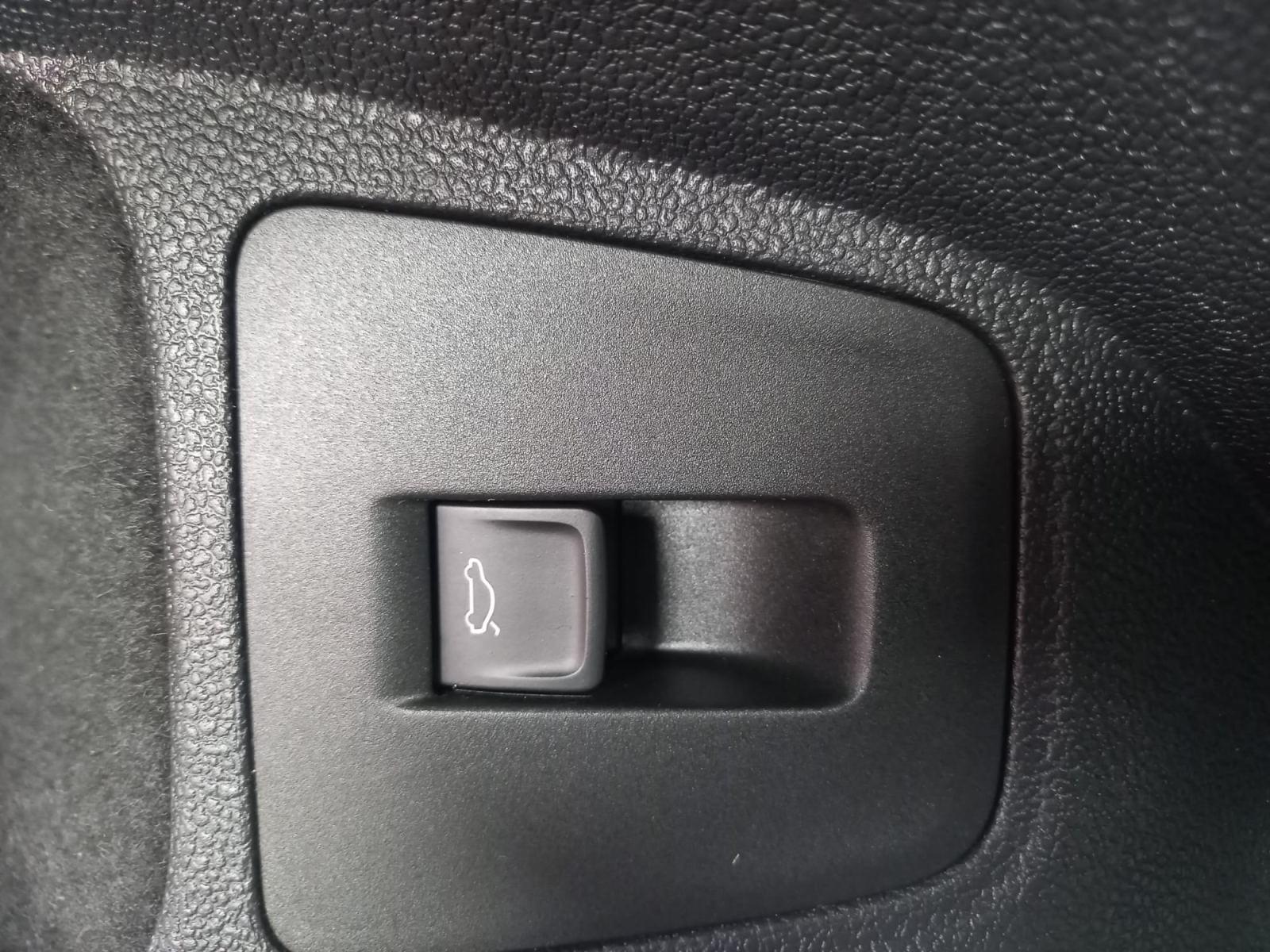 VOLKSWAGEN TIGUAN 2.0 TDI BMT SCR 110KW COMFORTLINE 5D 22