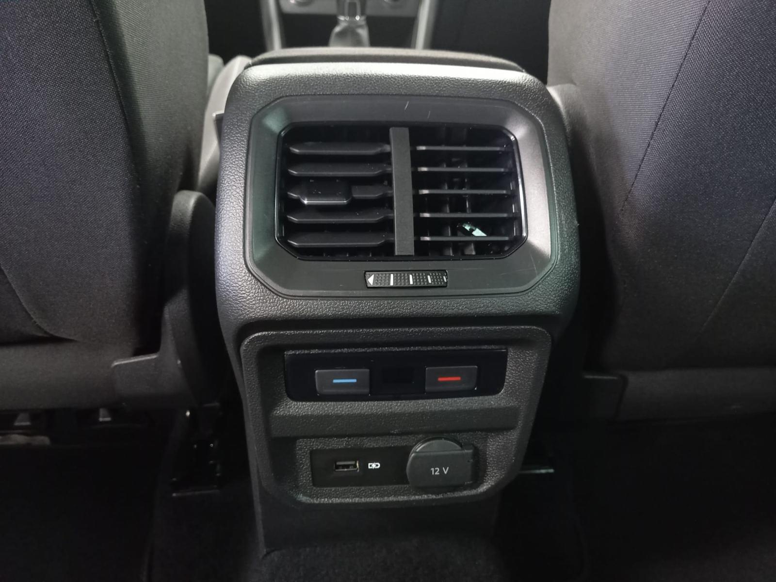 VOLKSWAGEN TIGUAN 2.0 TDI BMT SCR 110KW COMFORTLINE 5D 28