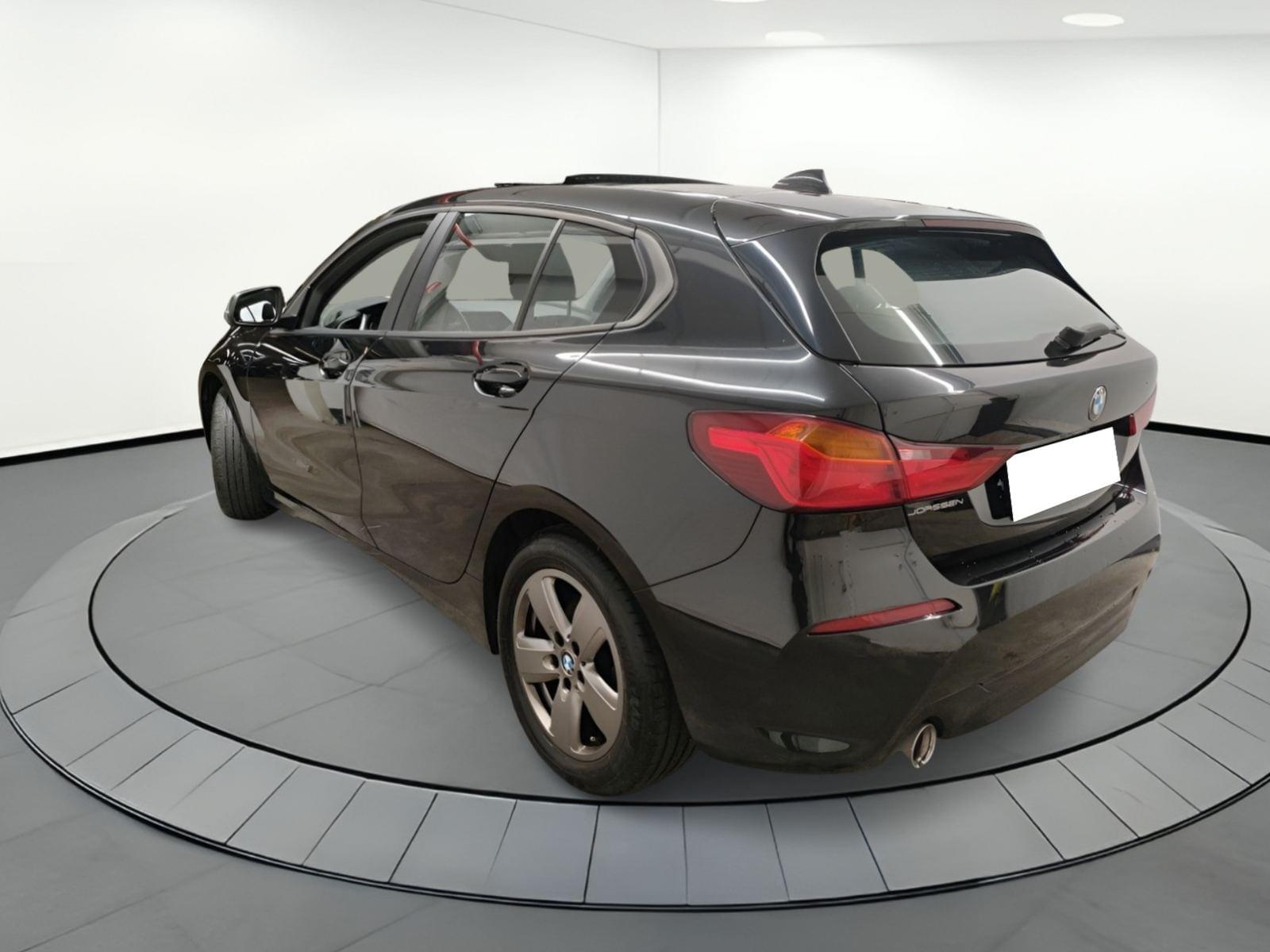 BMW SERIE 1 REEKS HATCH 116DA (85 KW) 5D 4 