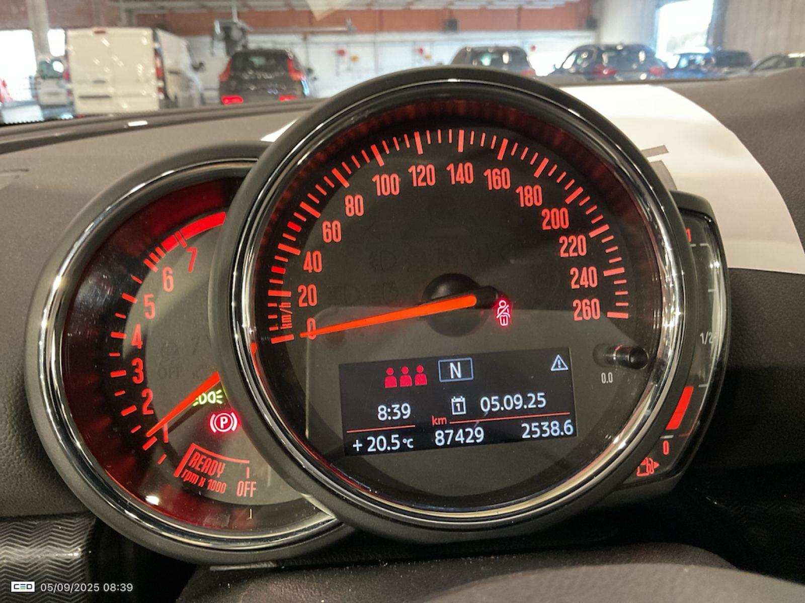 MINI CLUBMAN 1.5 Cooper OPF (EU6d-TEMP) 7 