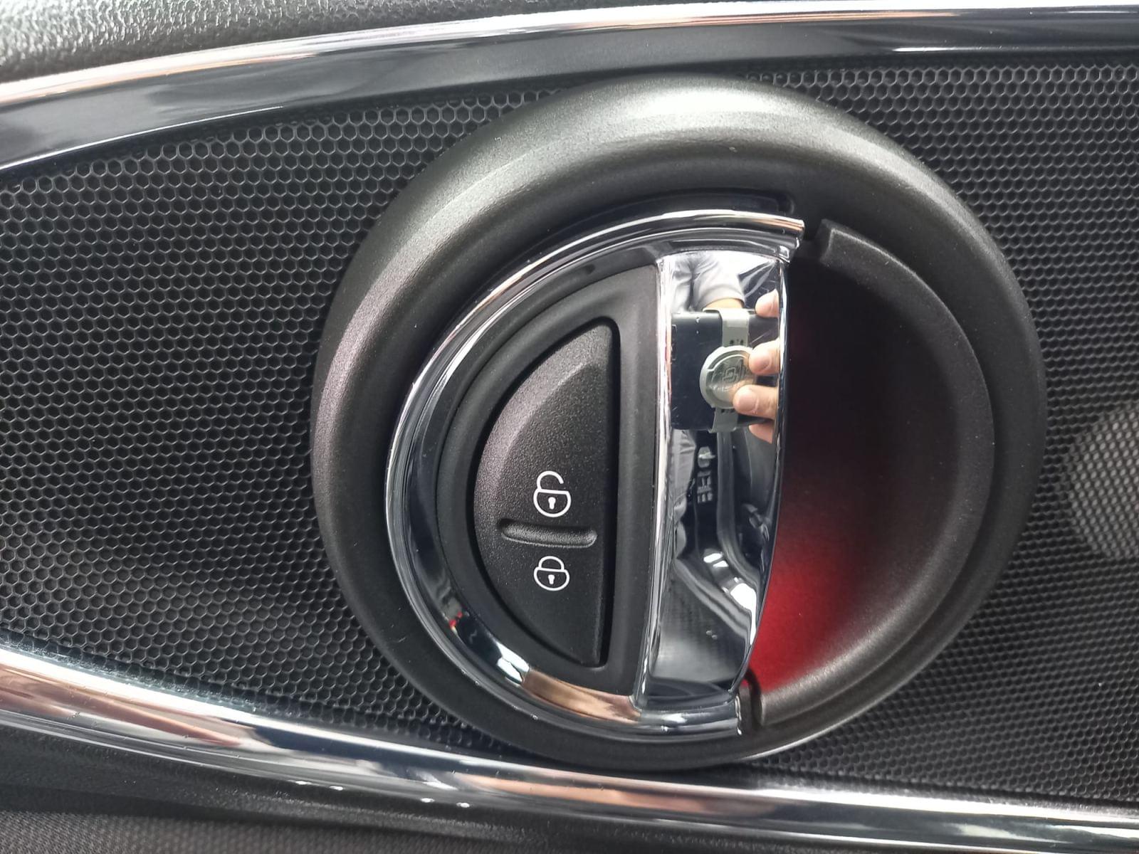 MINI CLUBMAN 1.5 Cooper OPF (EU6d-TEMP) 29