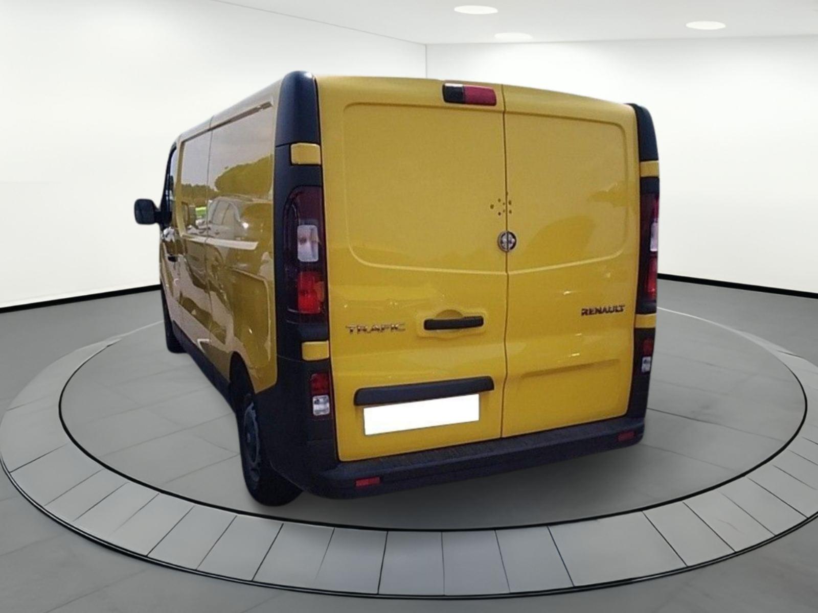 RENAULT TRAFIC FURGON 29 L2H1 Energy BluedCi 70 kW 3 