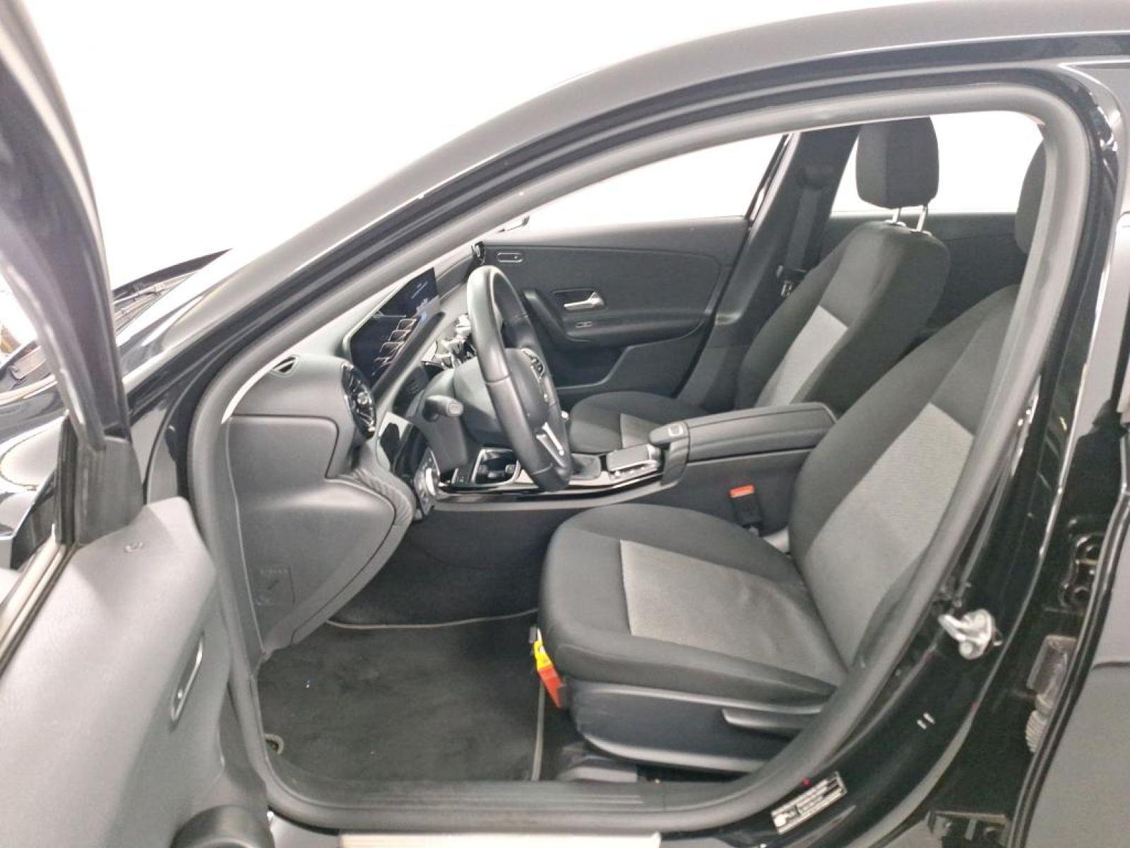 MERCEDES CLASE A A 160 Business Solution 4 