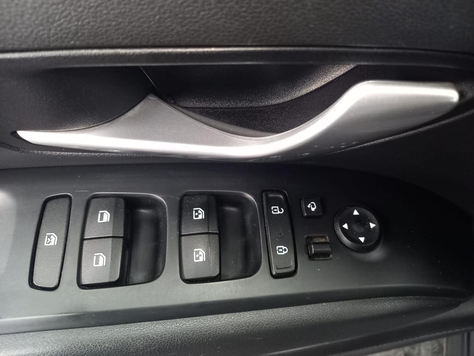 HYUNDAI TUCSON 1.6 TGDI PHEV 195KW MAXX AUTO 4X4 13 