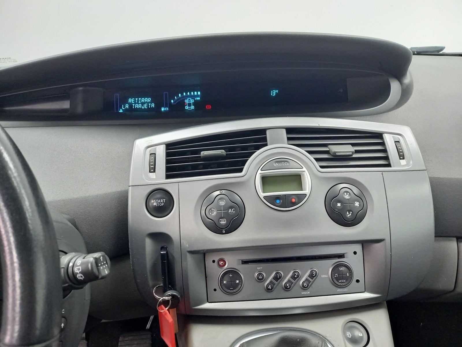 RENAULT GRAND SCéNIC 1.6 112CV 82KW 14 