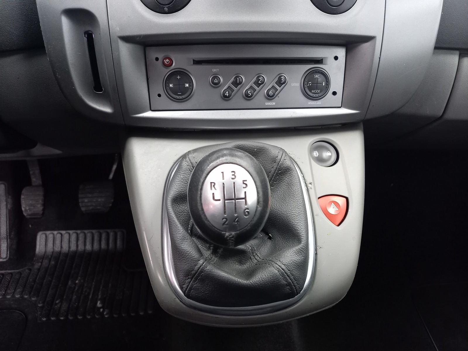 RENAULT GRAND SCéNIC 1.6 112CV 82KW 18 