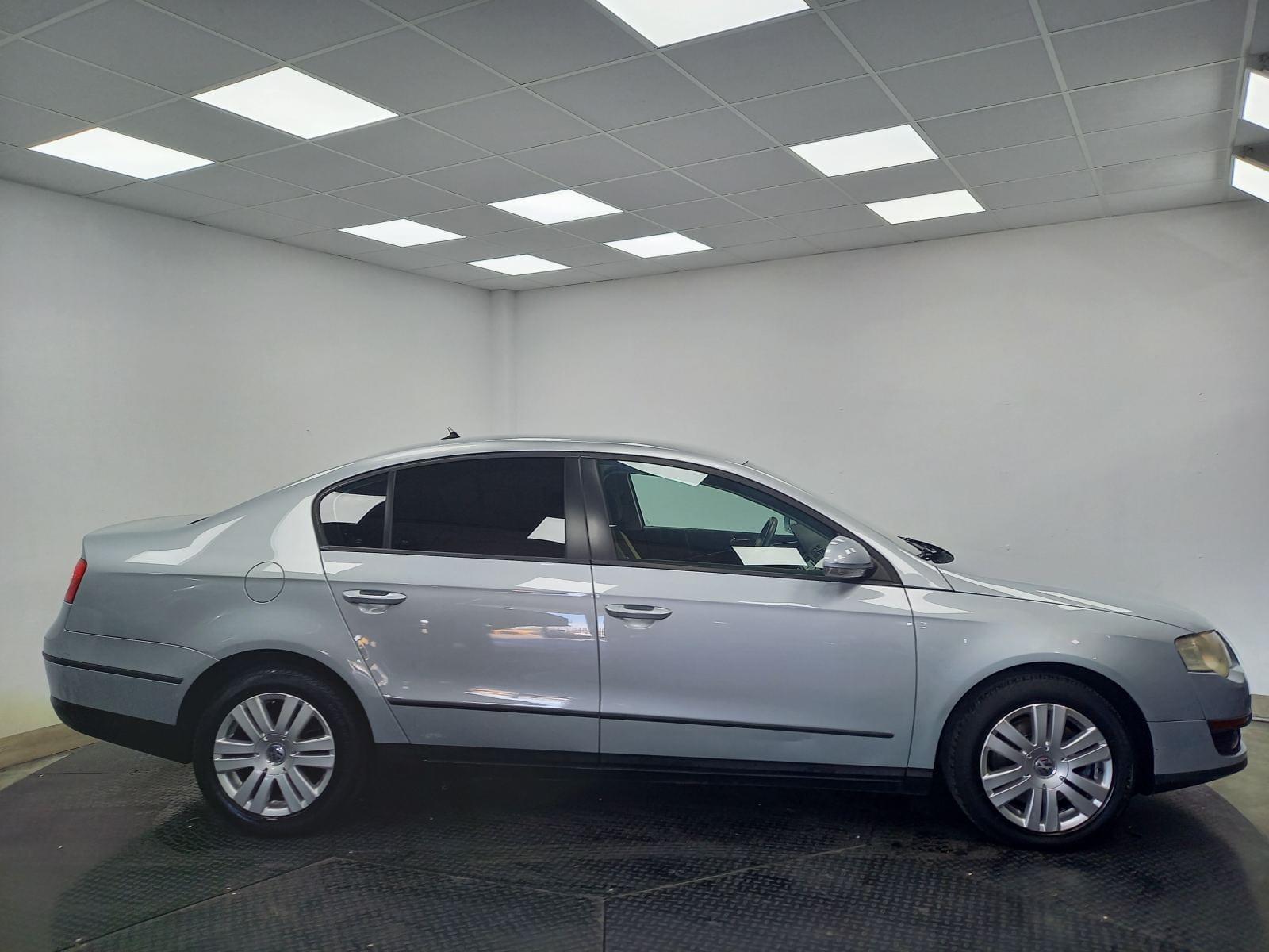 VOLKSWAGEN PASSAT 2.0 TDI 7 