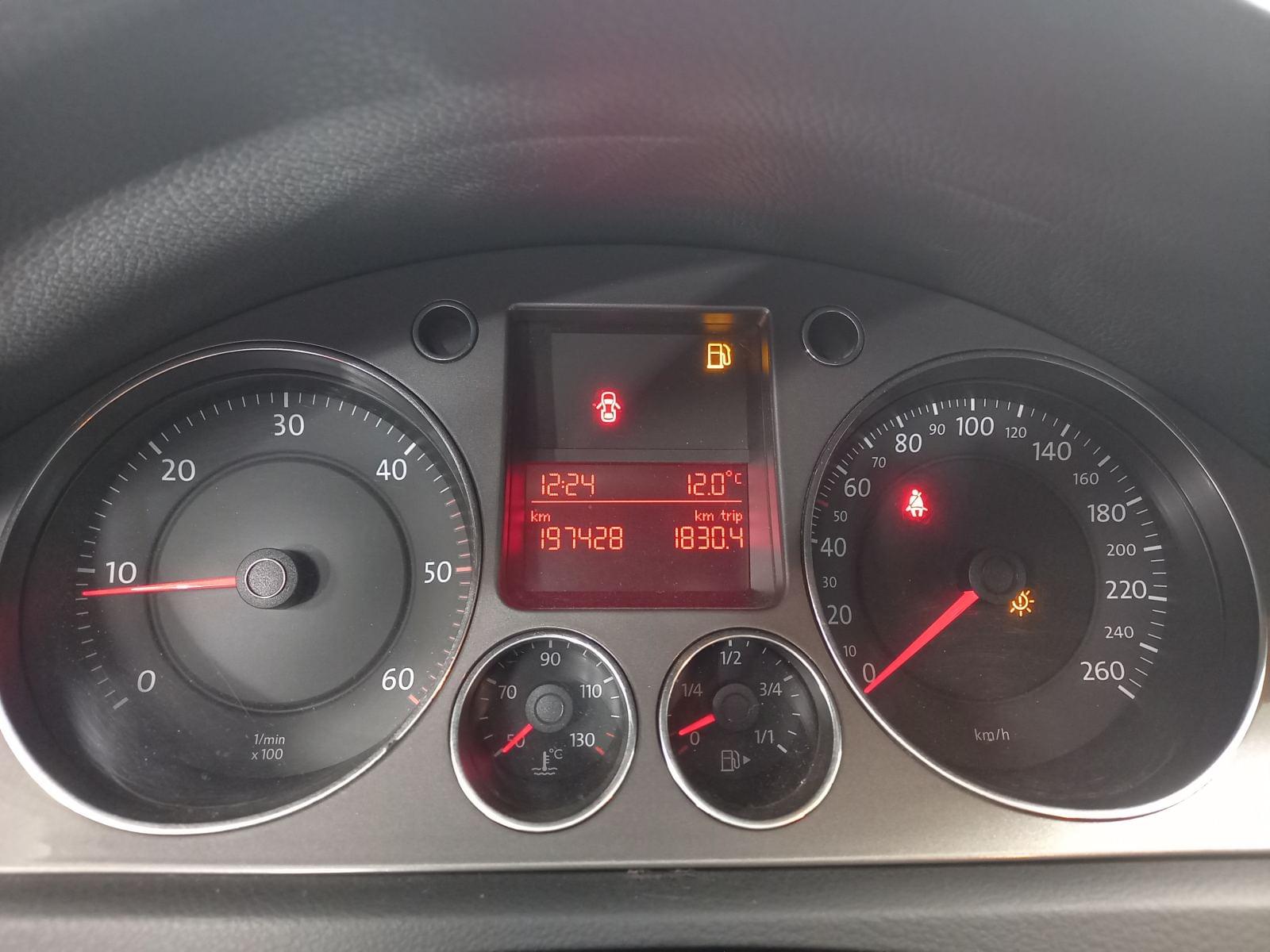 VOLKSWAGEN PASSAT 2.0 TDI 15 