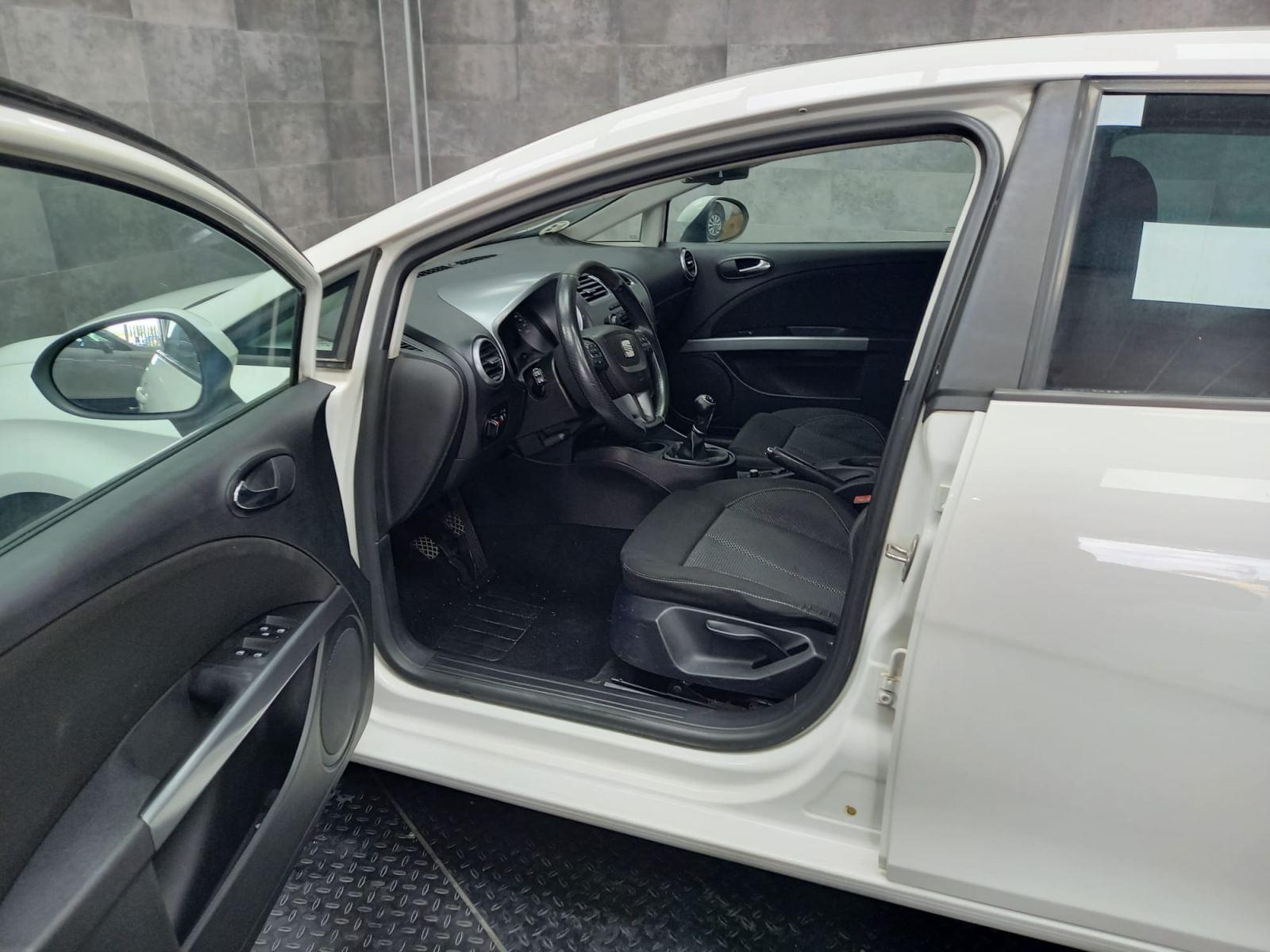 SEAT LEON 2.0 TDI 140CV SPORT 9