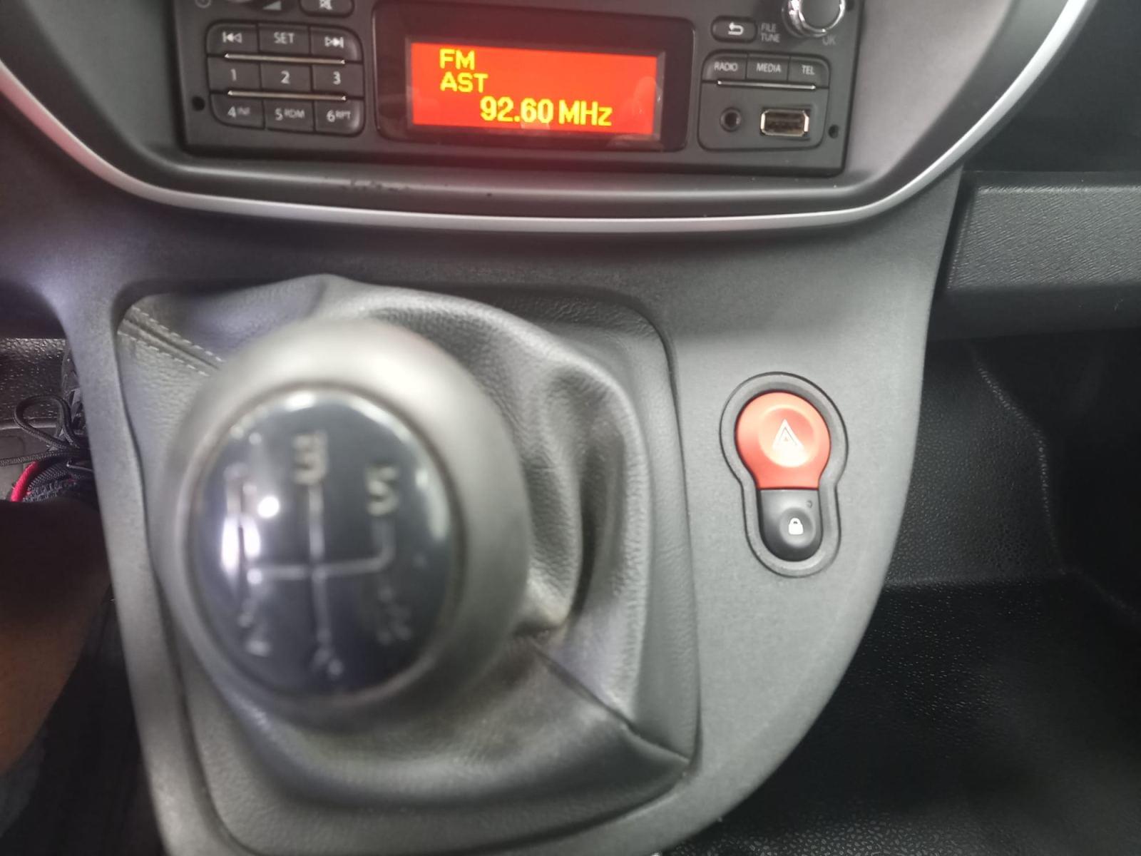 RENAULT KANGOO COMBI PROFESIONAL DCI 55KW 75CV 5 PLAZAS 16 