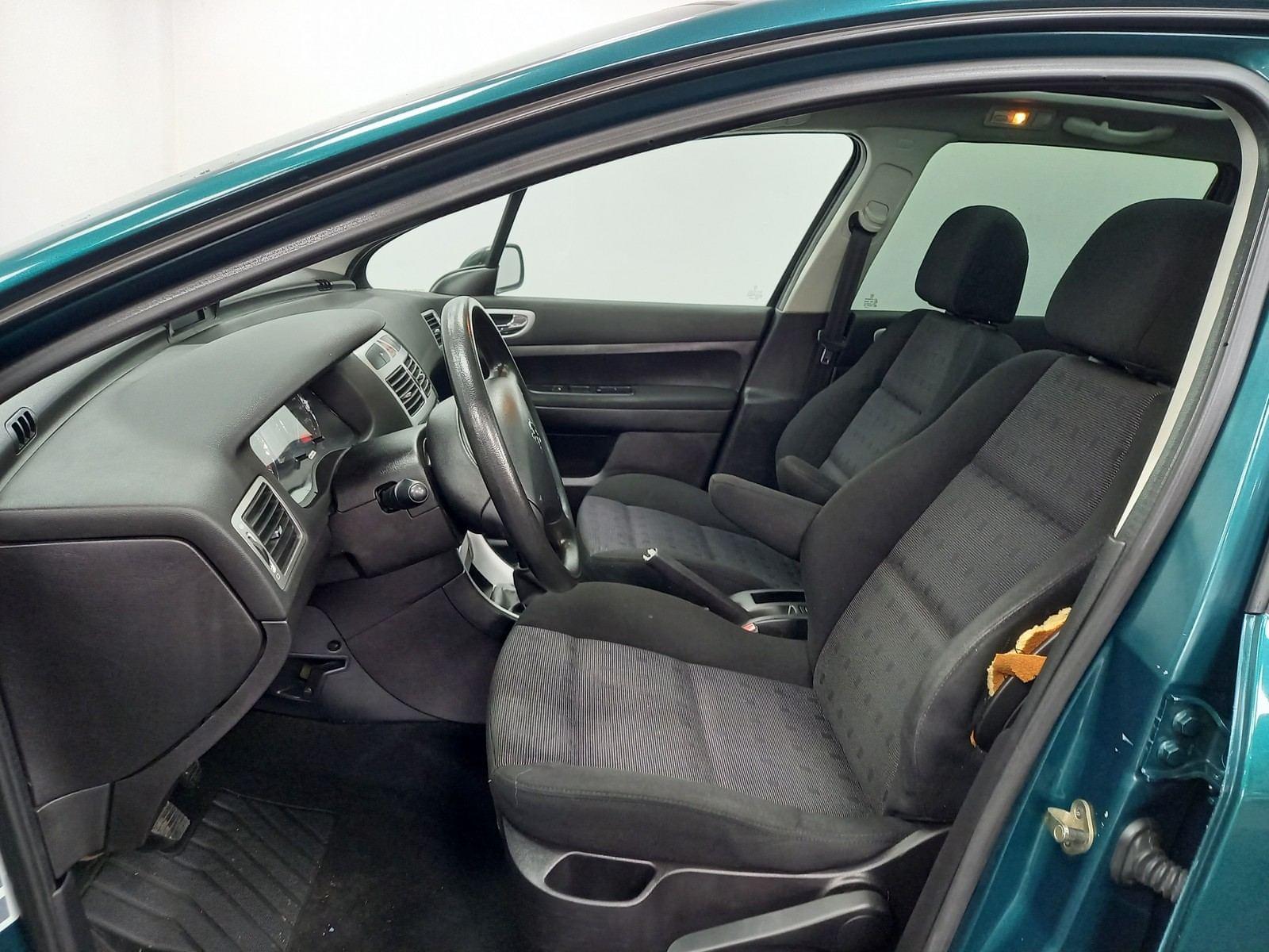 PEUGEOT 307  1.6 hdi 8 